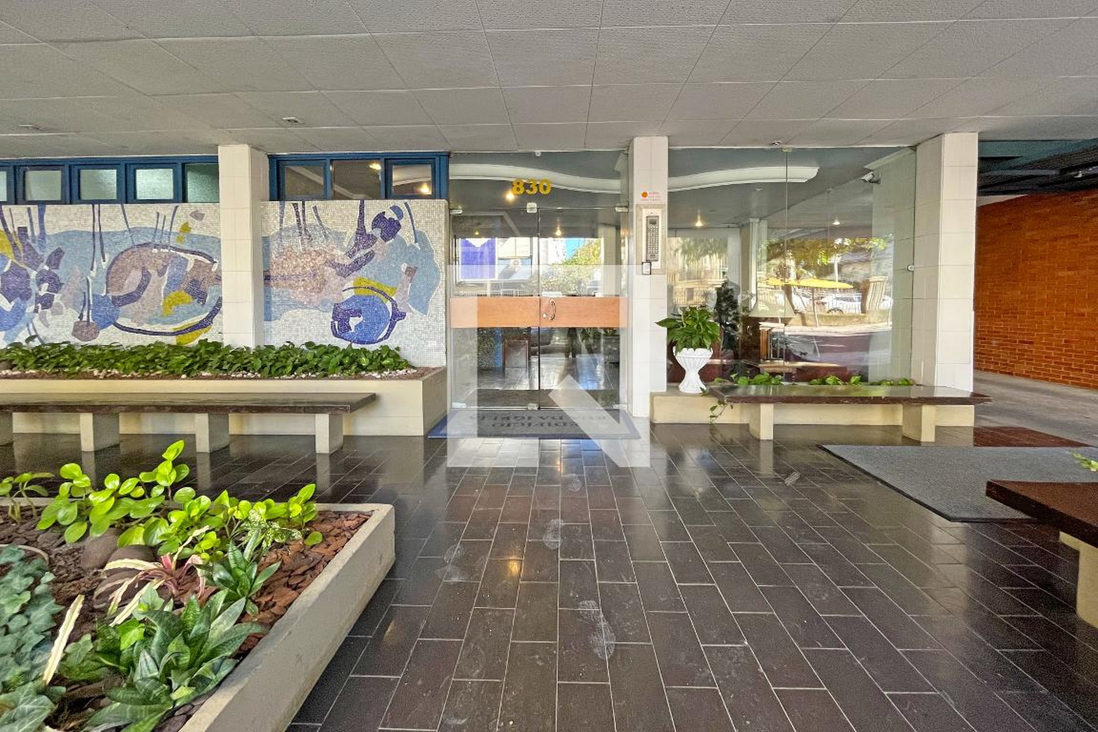 Entrada - Edifício Rua da Igreja