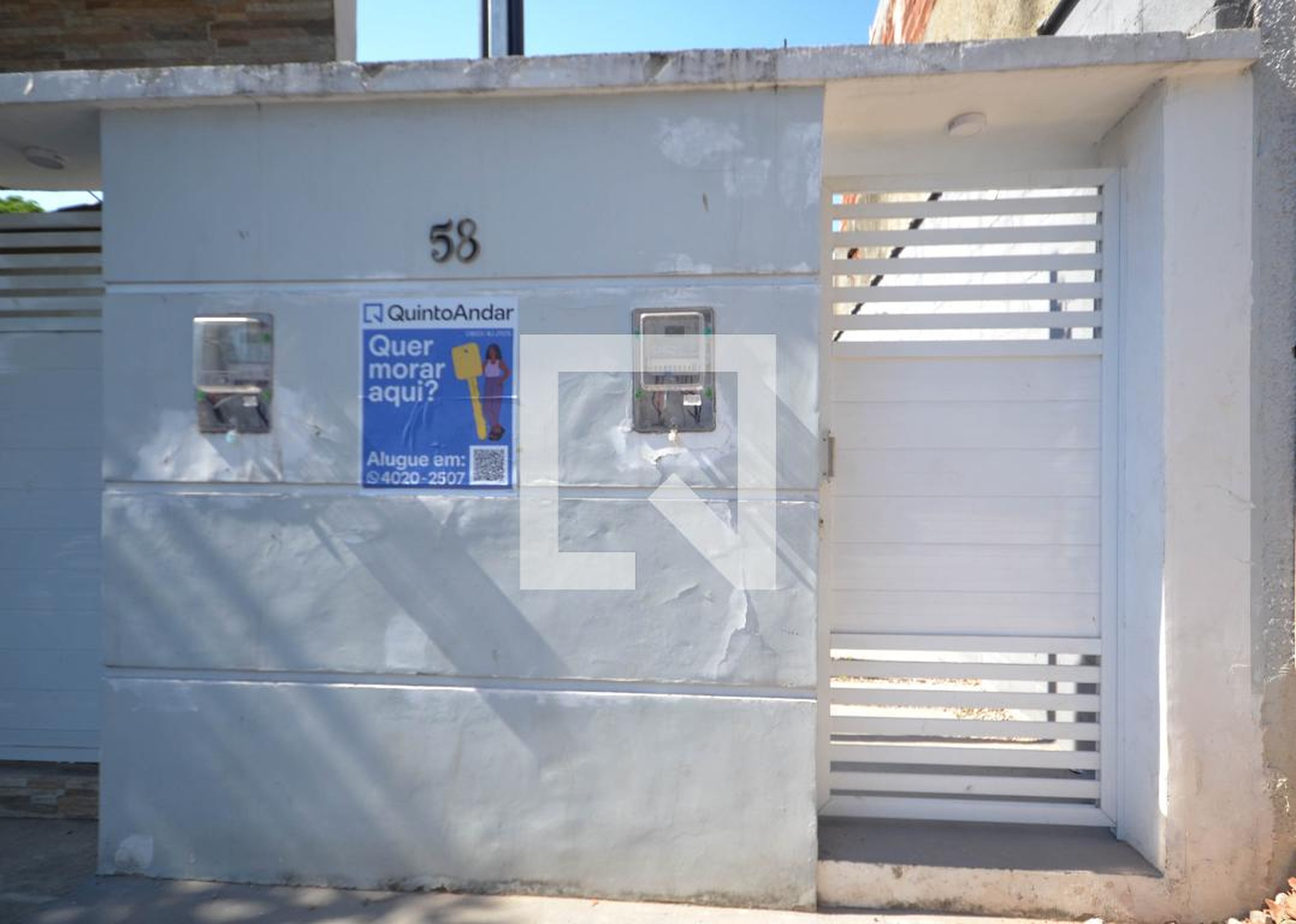 Fachada Condomínio em Rua Ibutia, 58