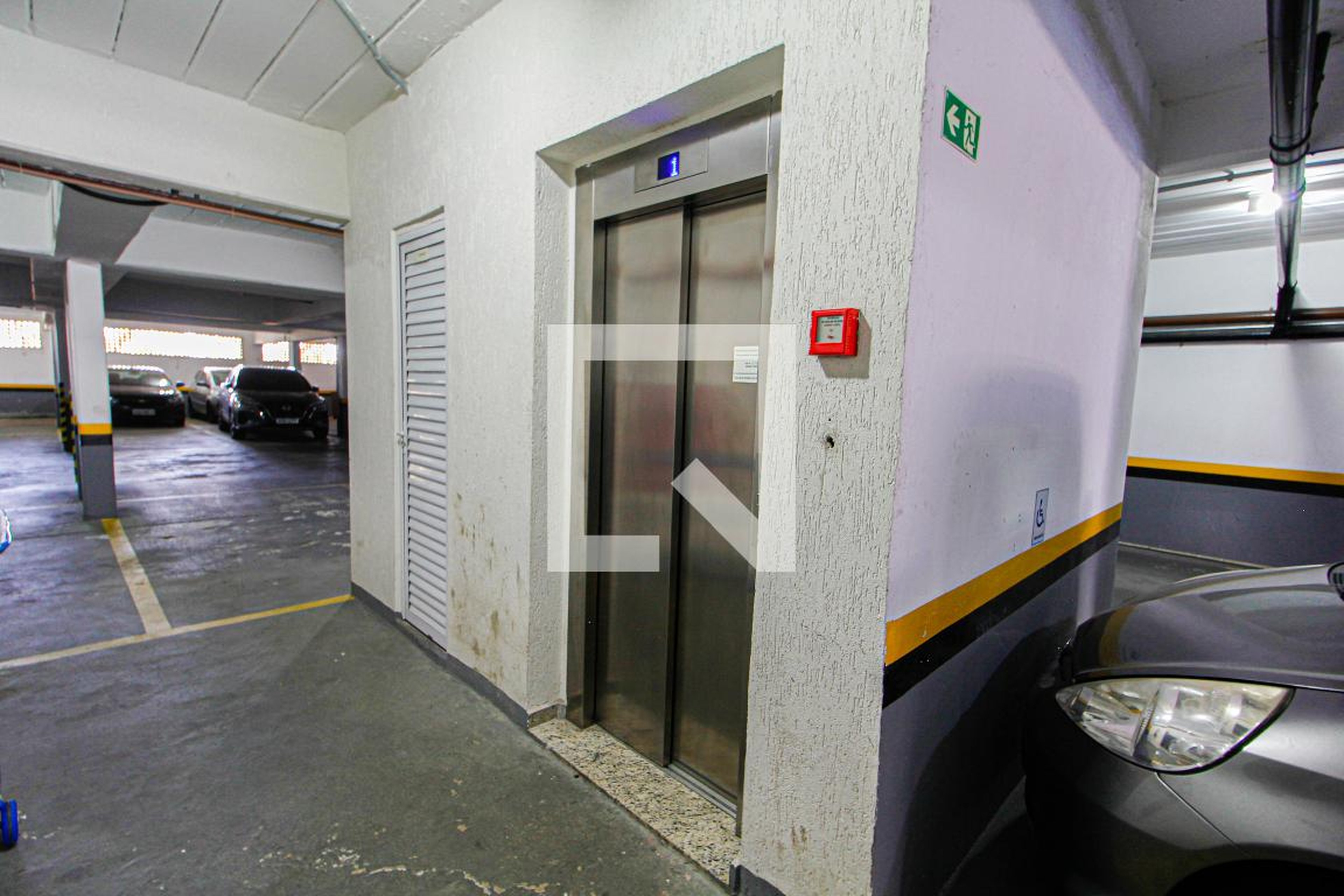 Elevador - Residencial Juá