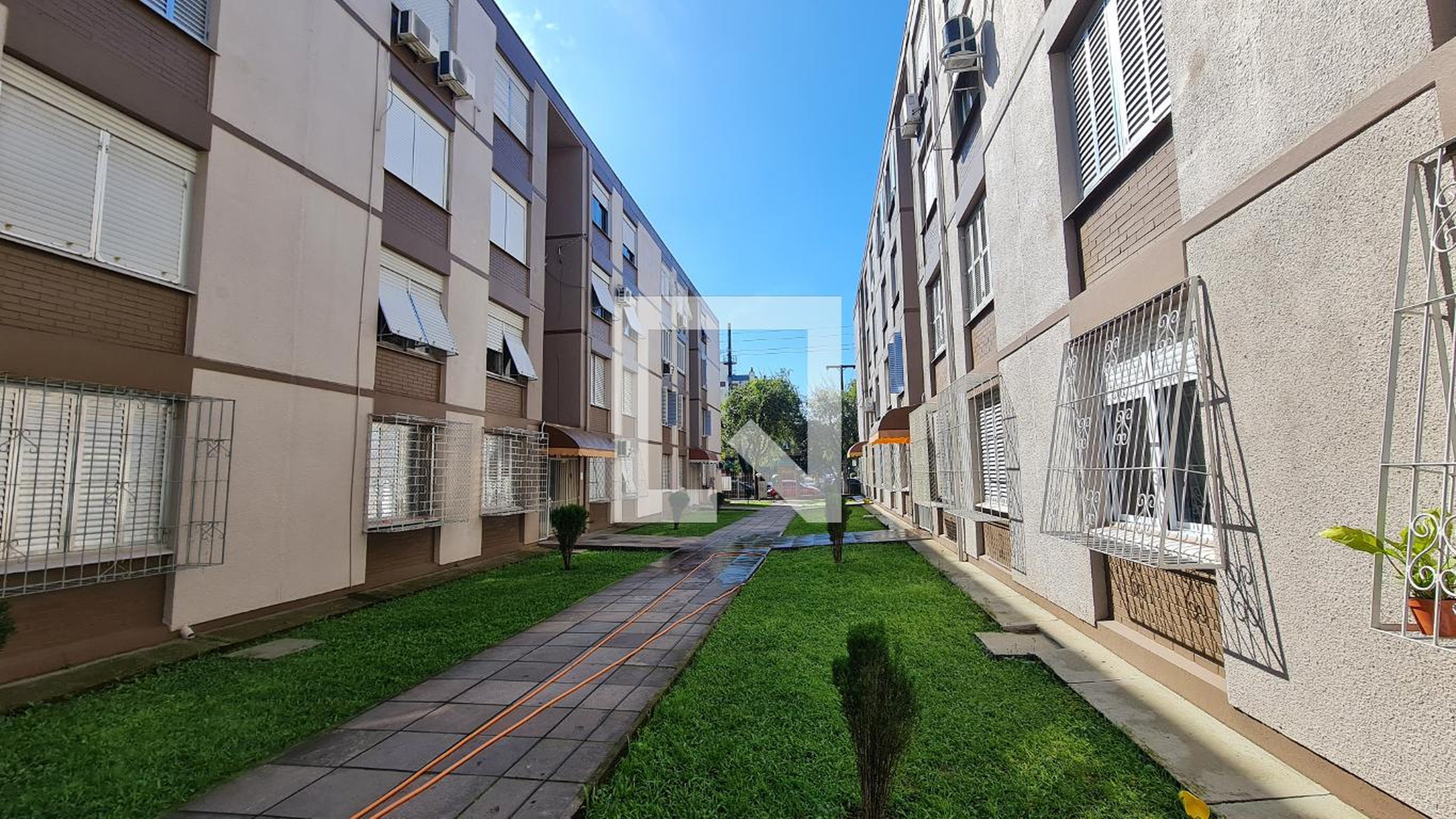 Fachada Condomínio em Rua Gomes de Freitas, 173