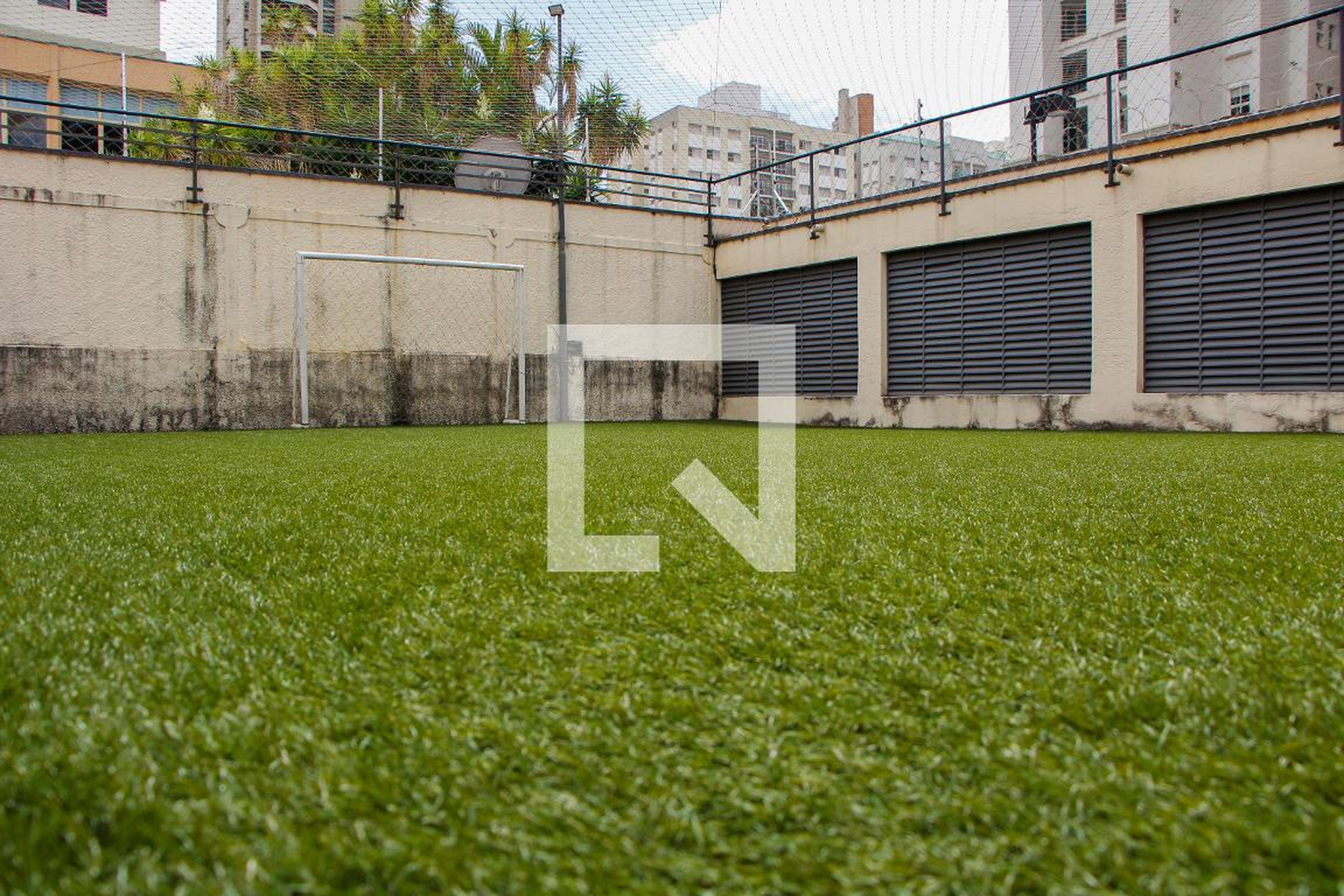 CAMPO DE FUTEBOL - Edifício Flamboyant