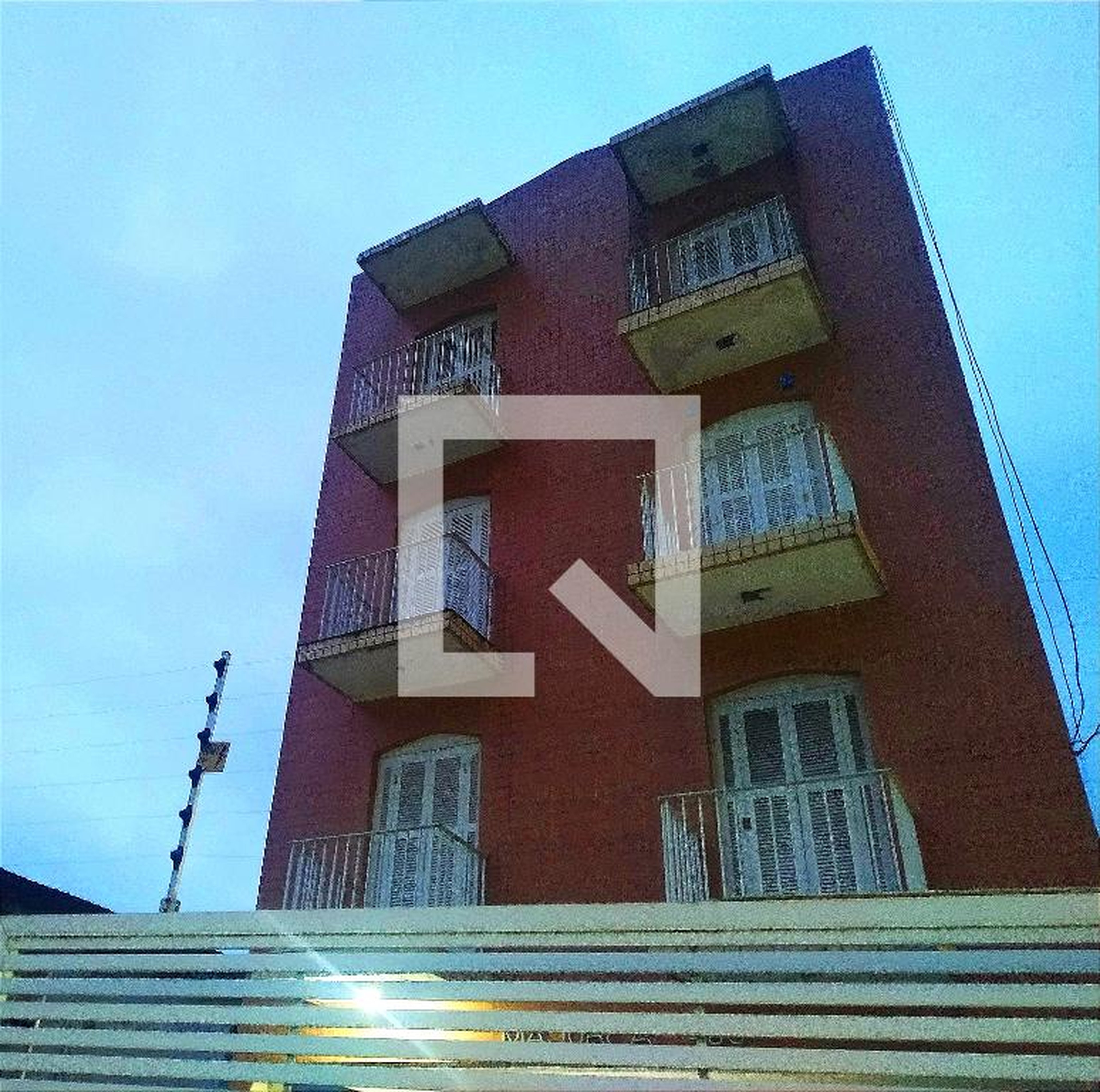 Fachada Condomínio em Avenida Santa Maria, 483