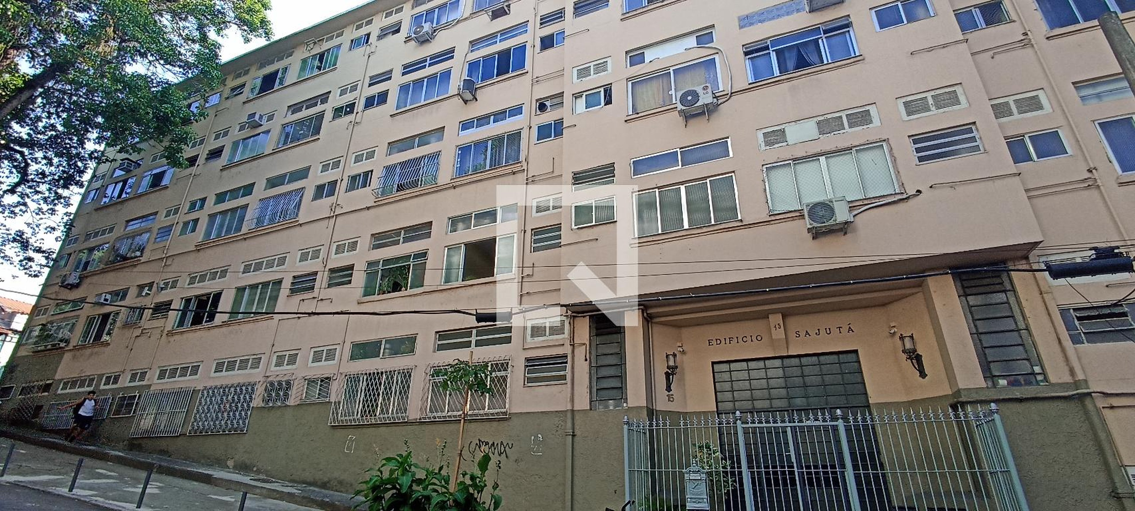 Fachada do Prédio Edifício Sajutá