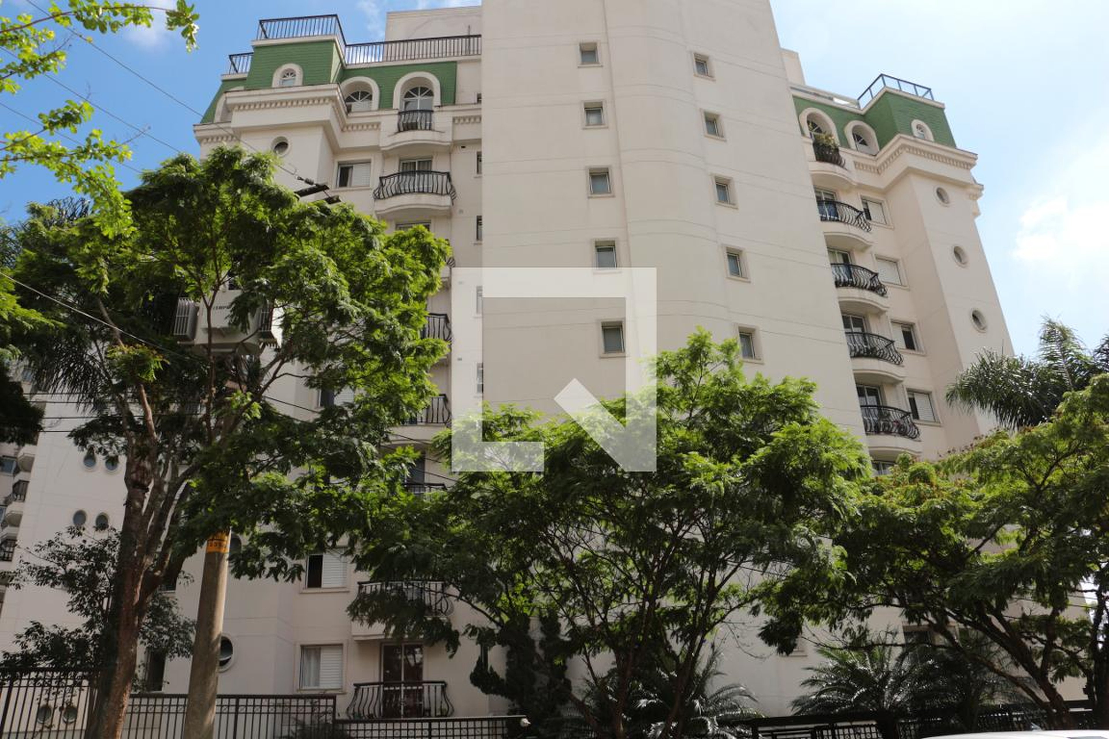 Fachada do Prédio Condomínio Piazza Del Sole