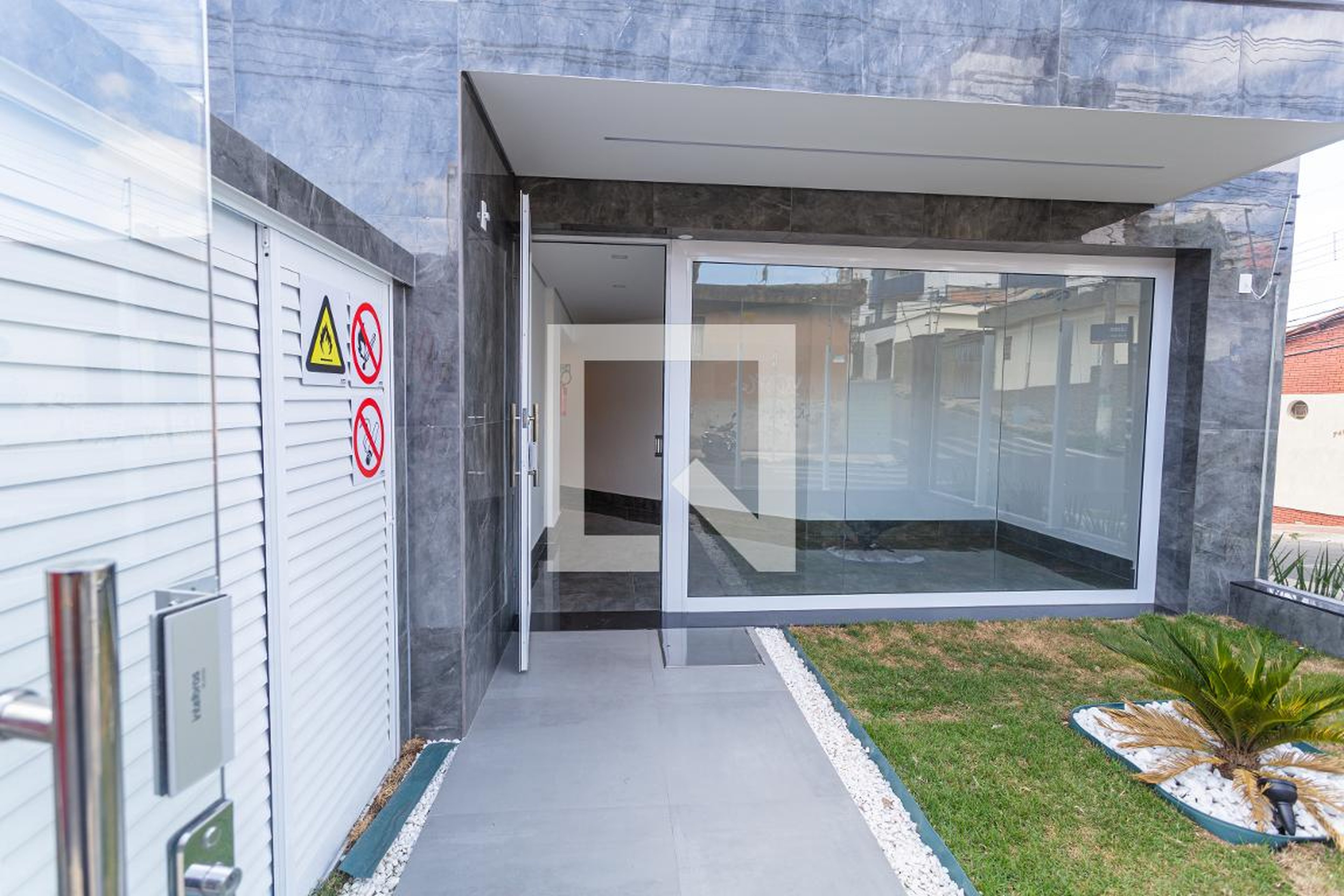 Hall de Entrada - Residencial Gijòn
