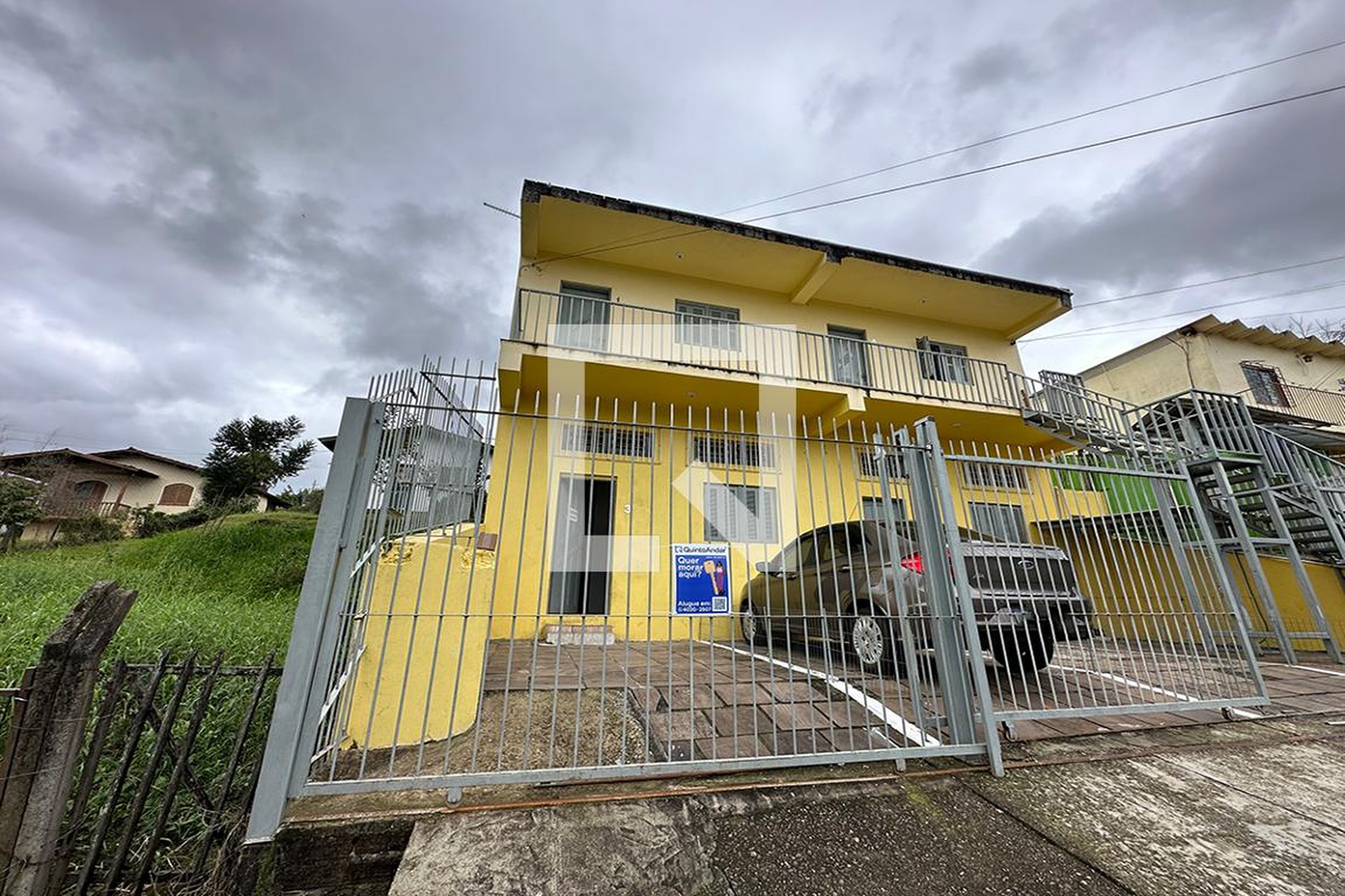 Fachada Condomínio em Rua Ervino Boll, 441