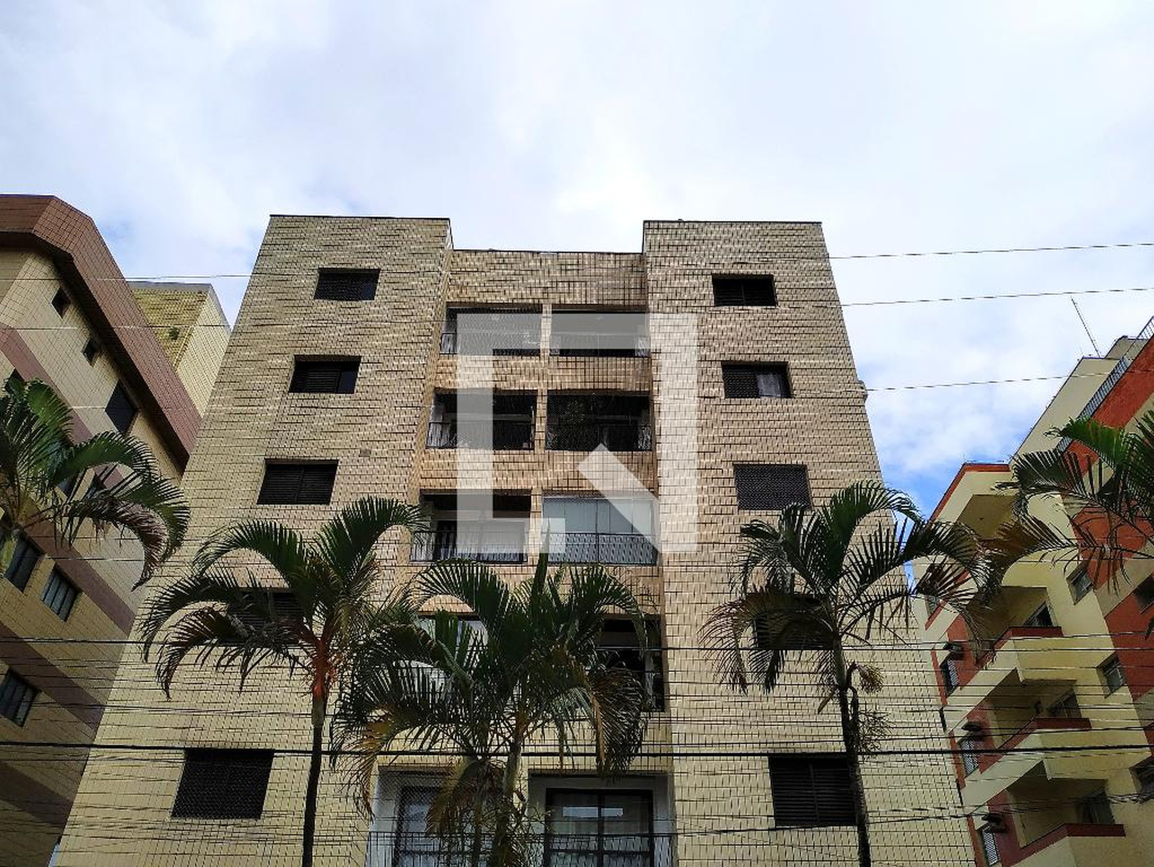 Fachada Condomínio em Rua José Silva Figueiredo, 526