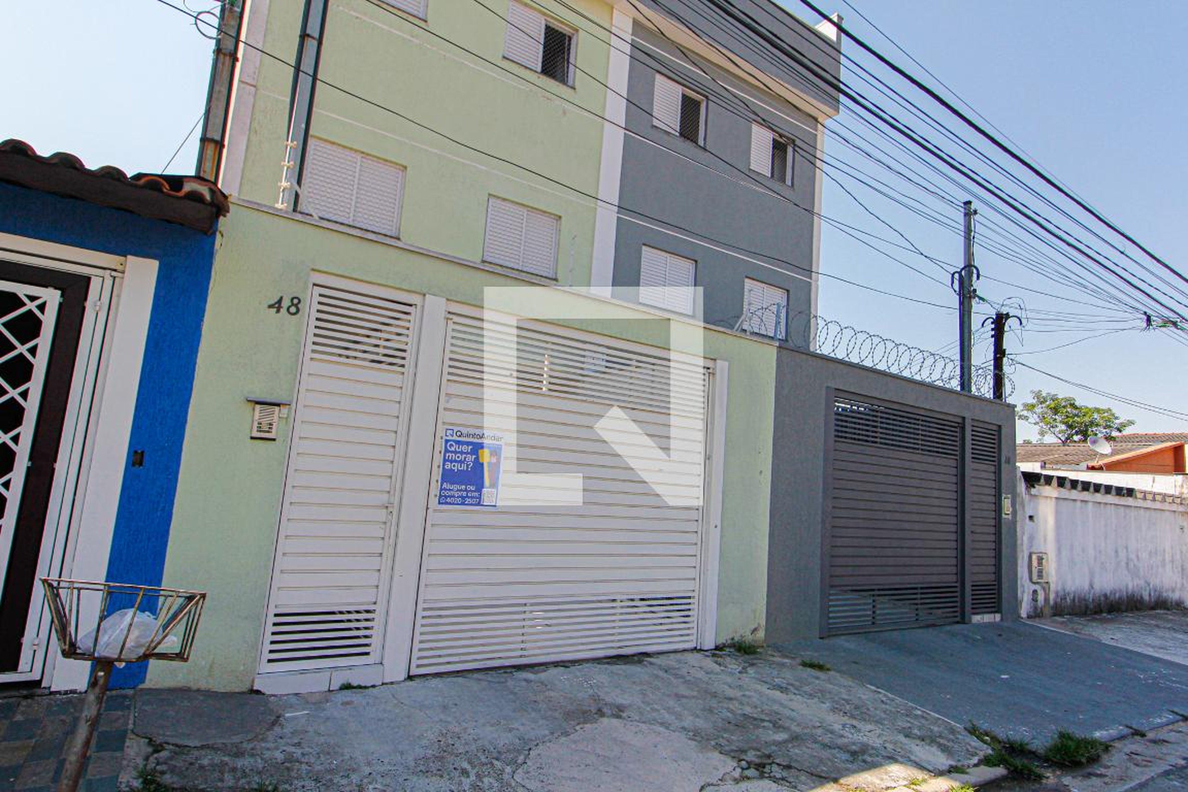 Fachada do Prédio Condomínio em Rua Taguá, 48