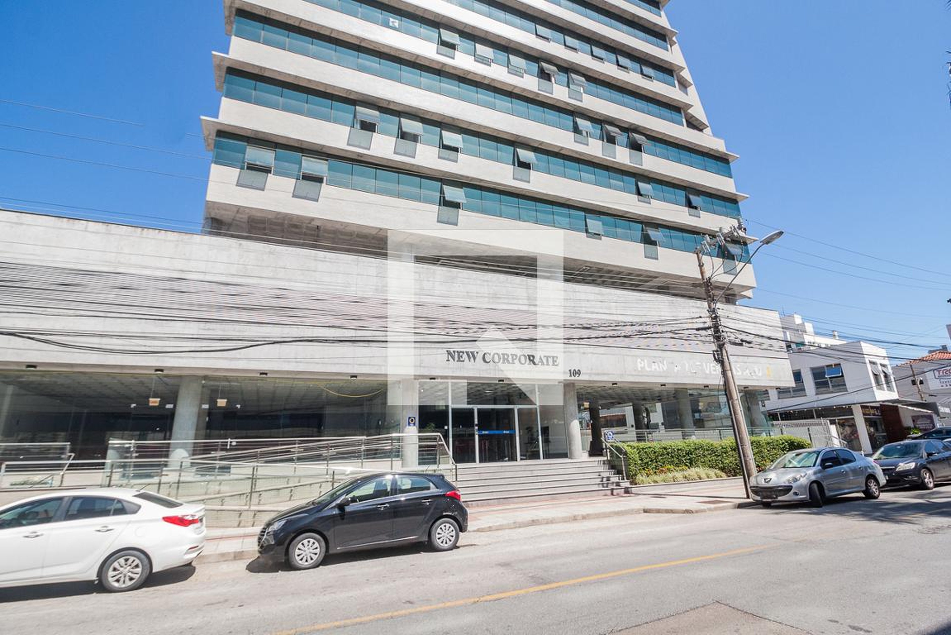 Fachada Condomínio New Corporate