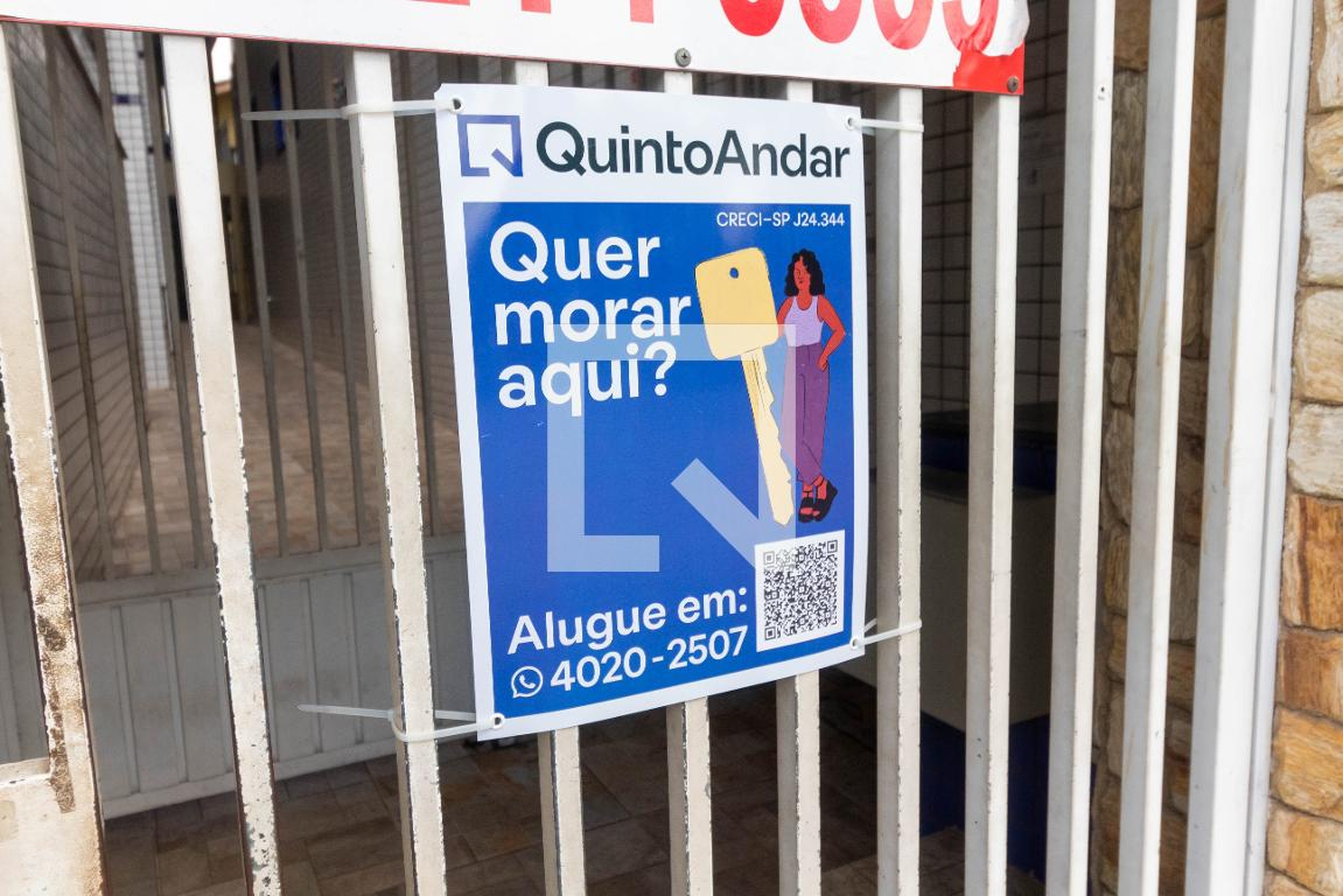 Fachada do Prédio Condomínio em Rua Ibirajuba, 2a