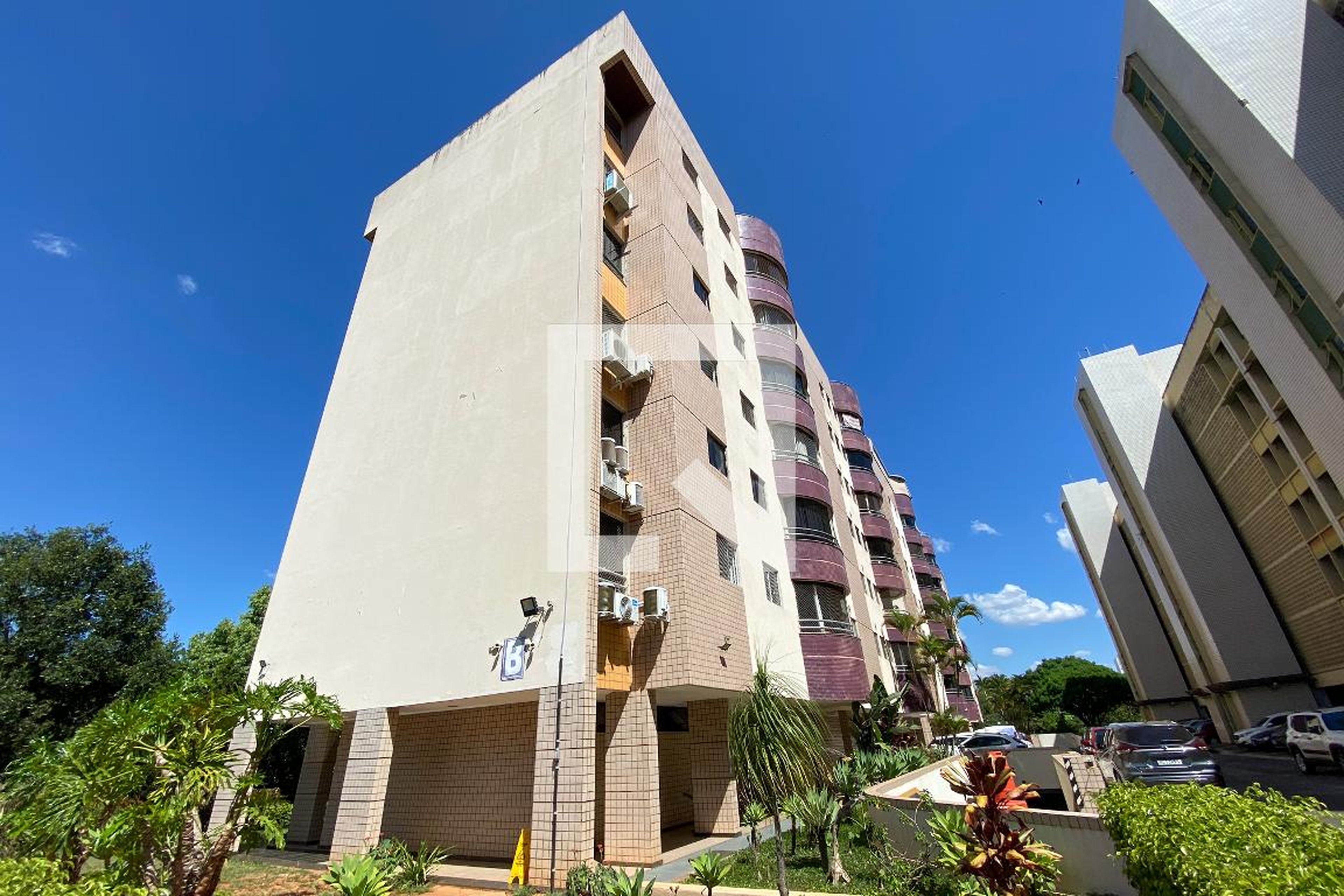 Fachada Condomínio em SHCN SQN 205 BL E, s/n