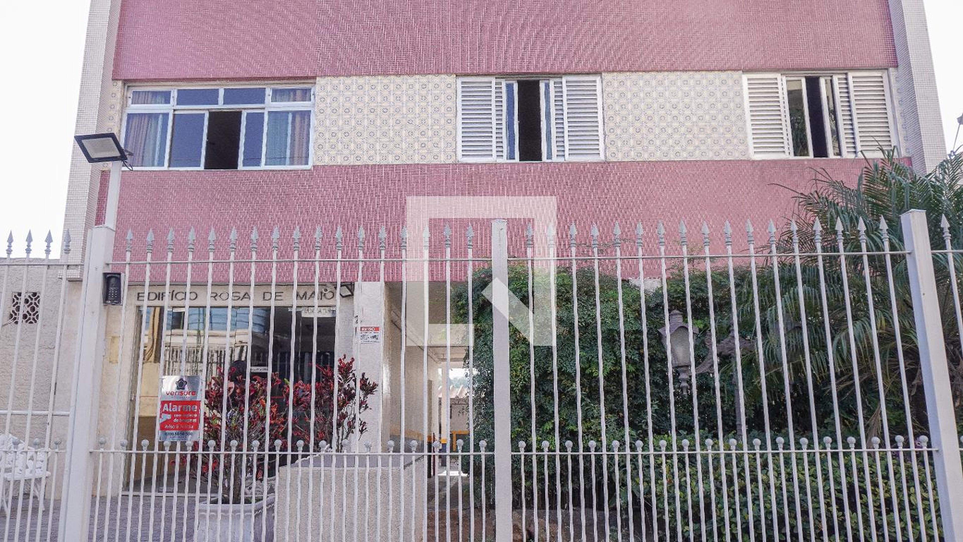 Fachada Condomínio Rosa de Maio