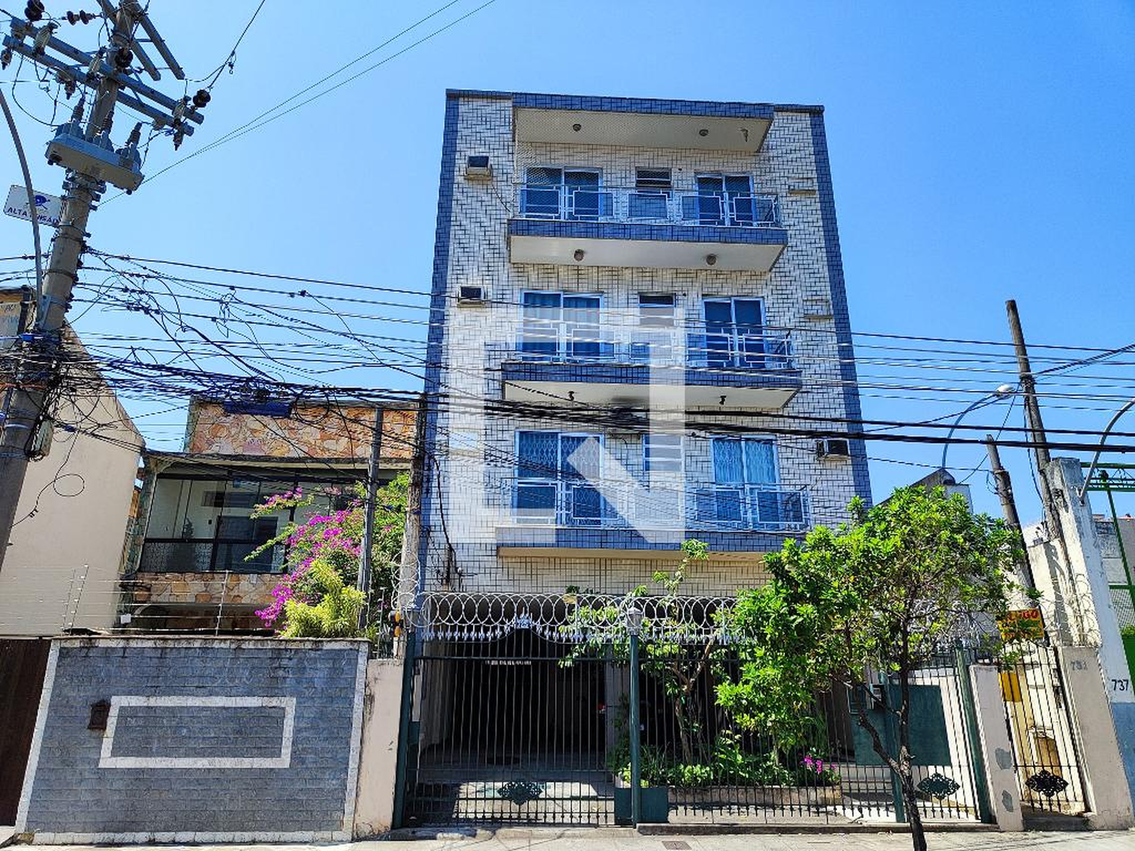 Fachada Condomínio em Rua Doutor Bulhões, 725