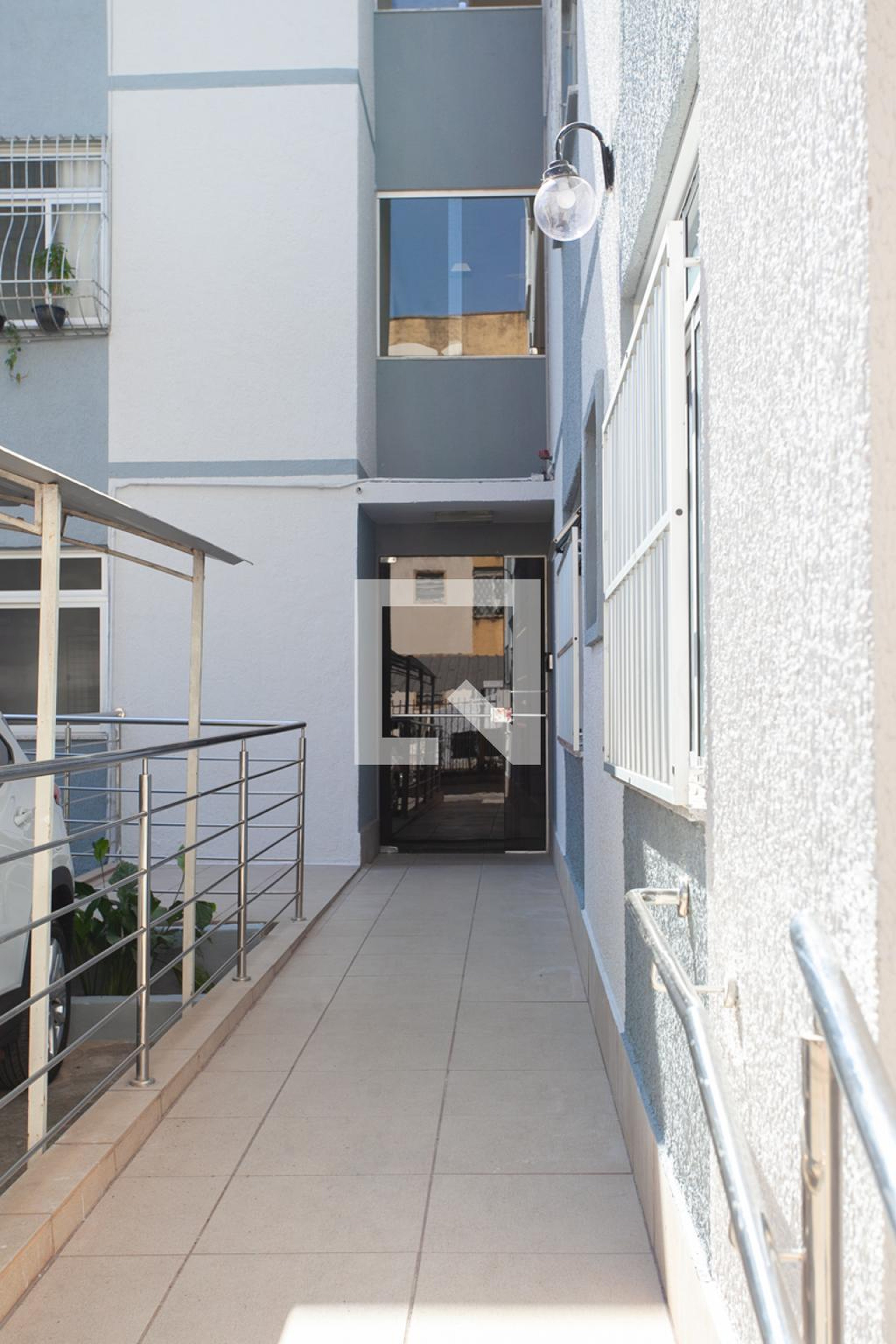 Entrada do Prédio - null