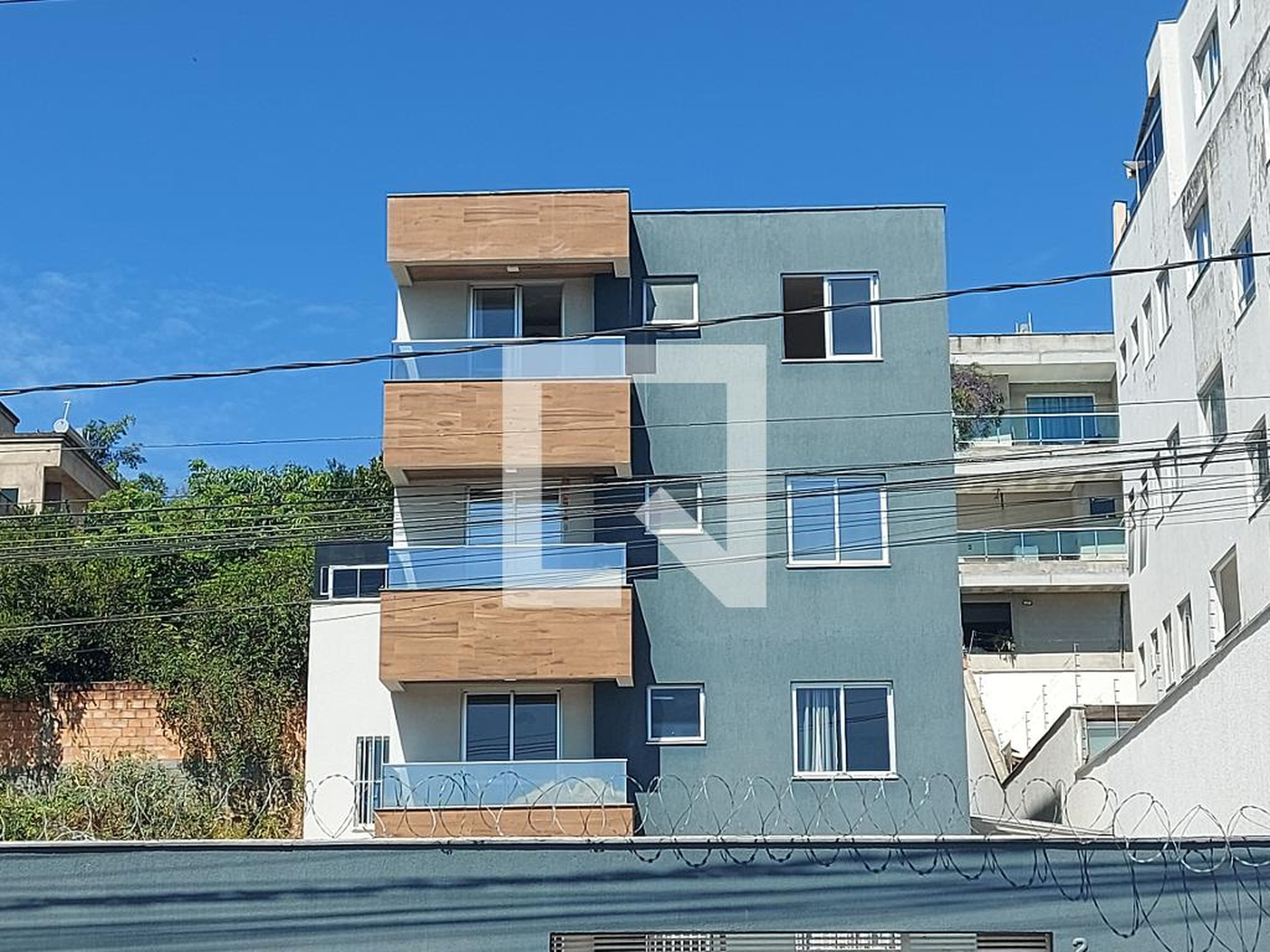 Fachada Condomínio em Avenida José dos Santos Diniz, 209