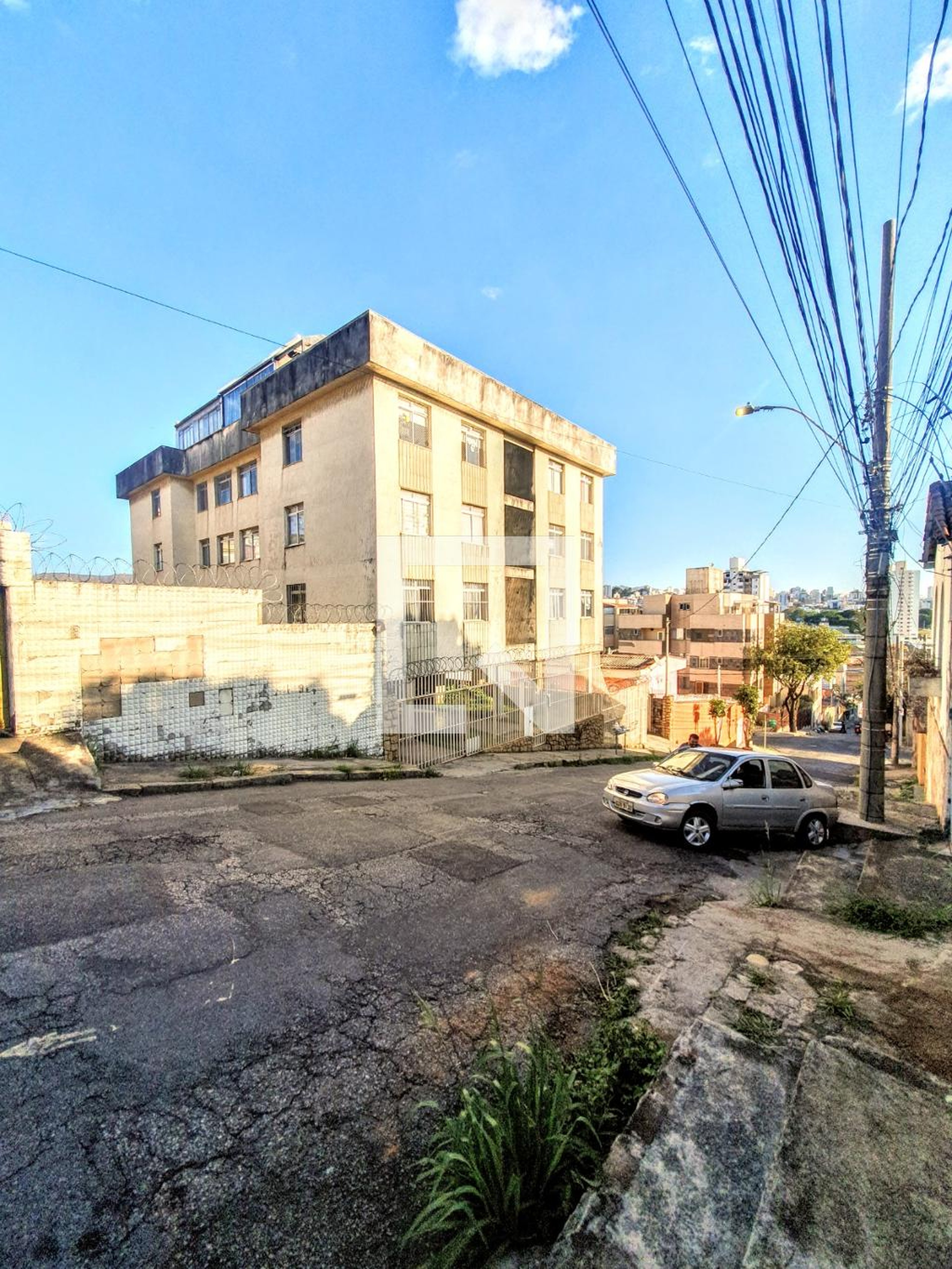 Fachada Condomínio em Rua Corumbá, 291