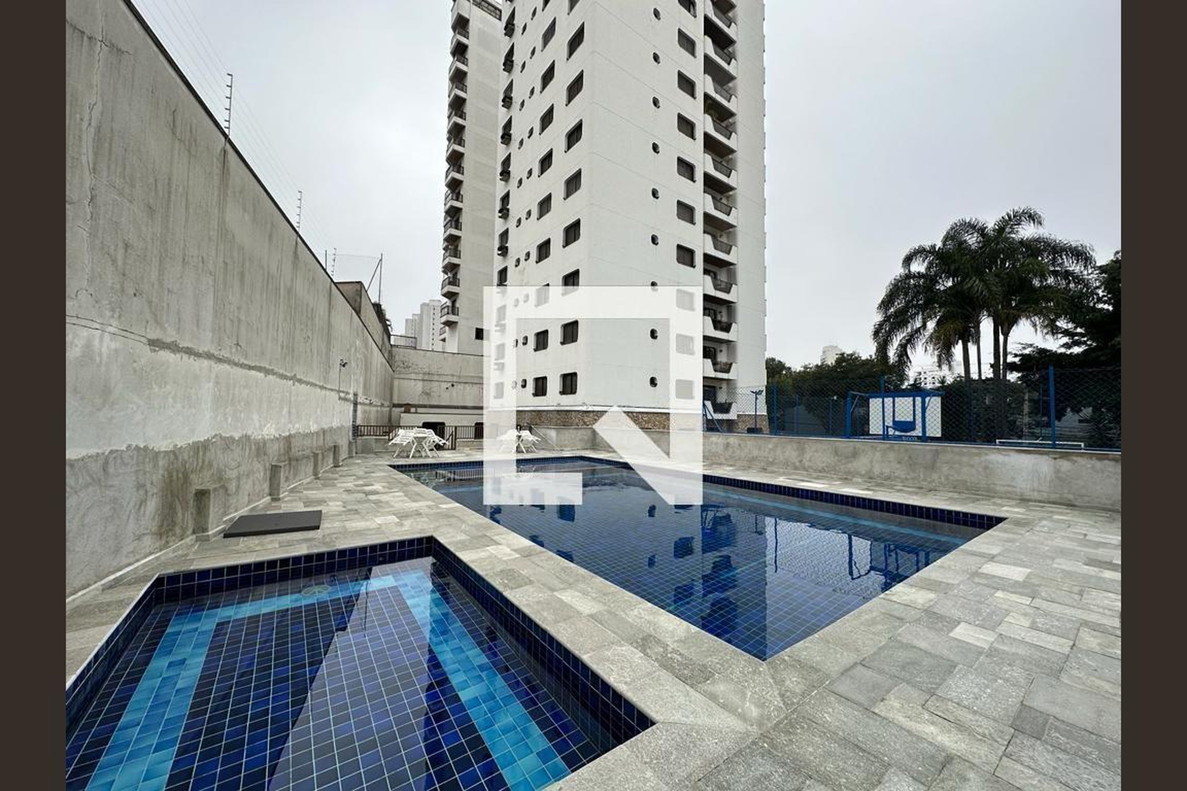 Piscina - Residencial Algarve