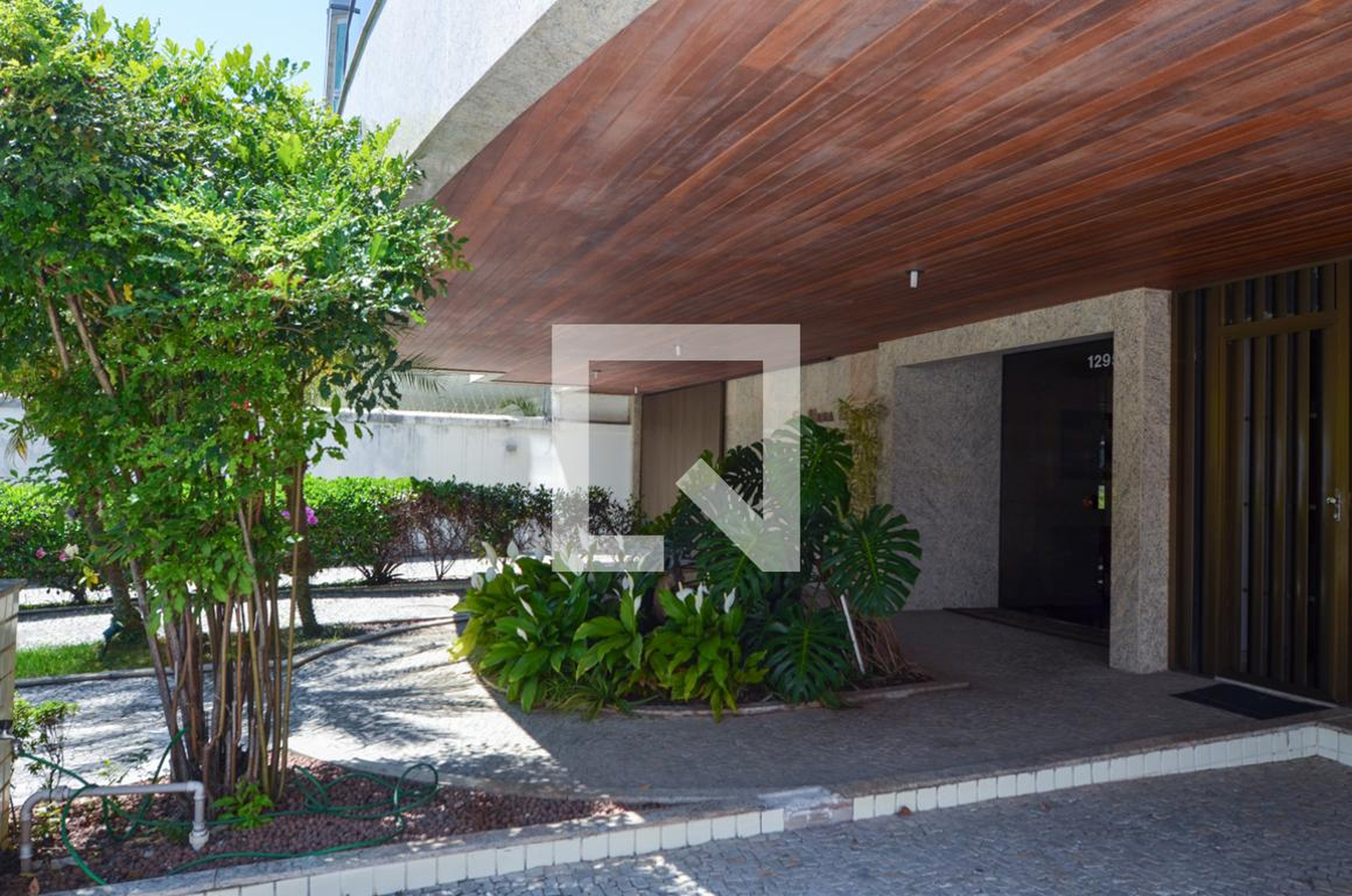 Entrada - Edifício Maria Elisa