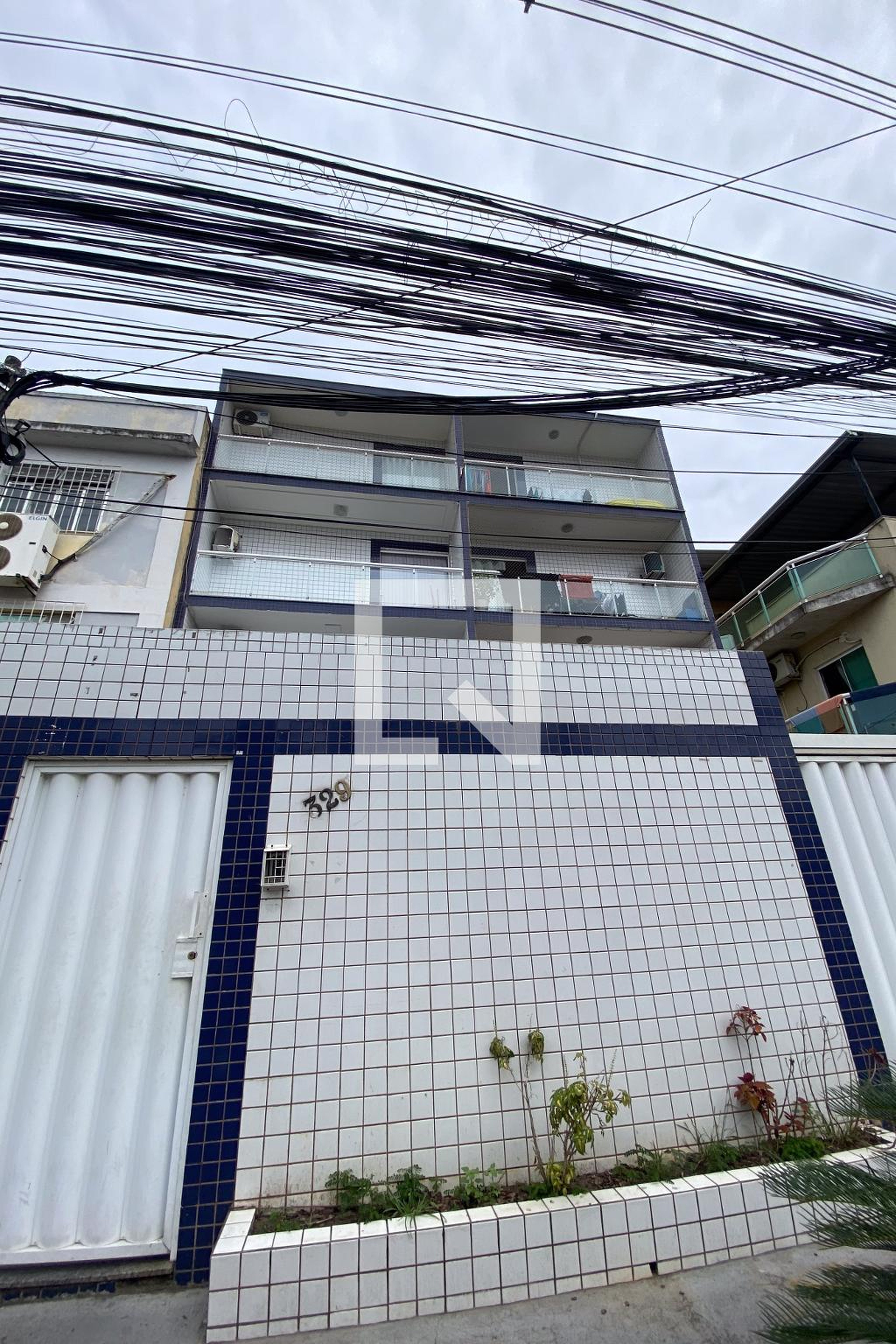 Fachada Condomínio em Rua Quinze de Novembro, 329