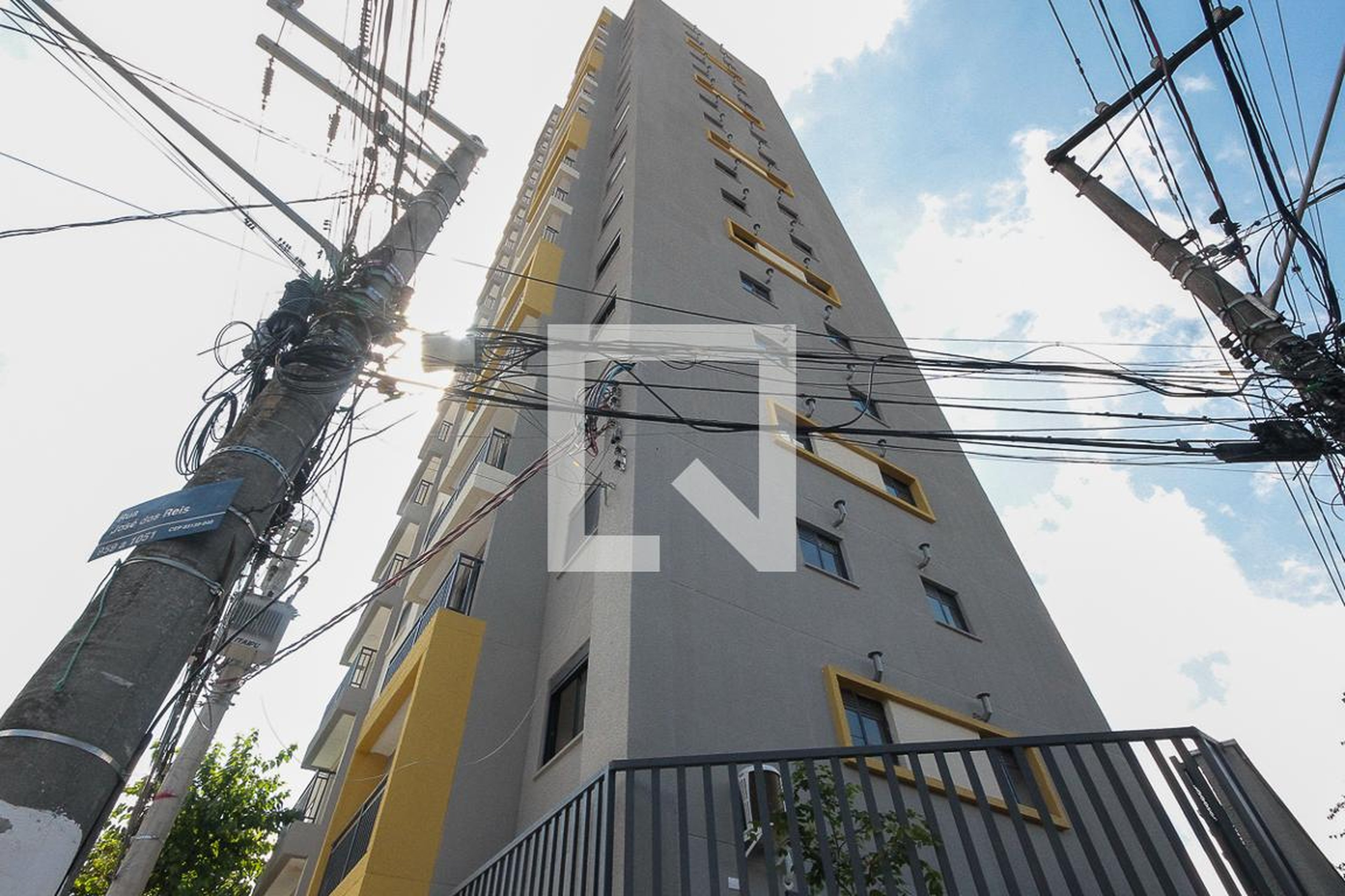 Fachada Condomínio em Rua José dos Reis, 1051