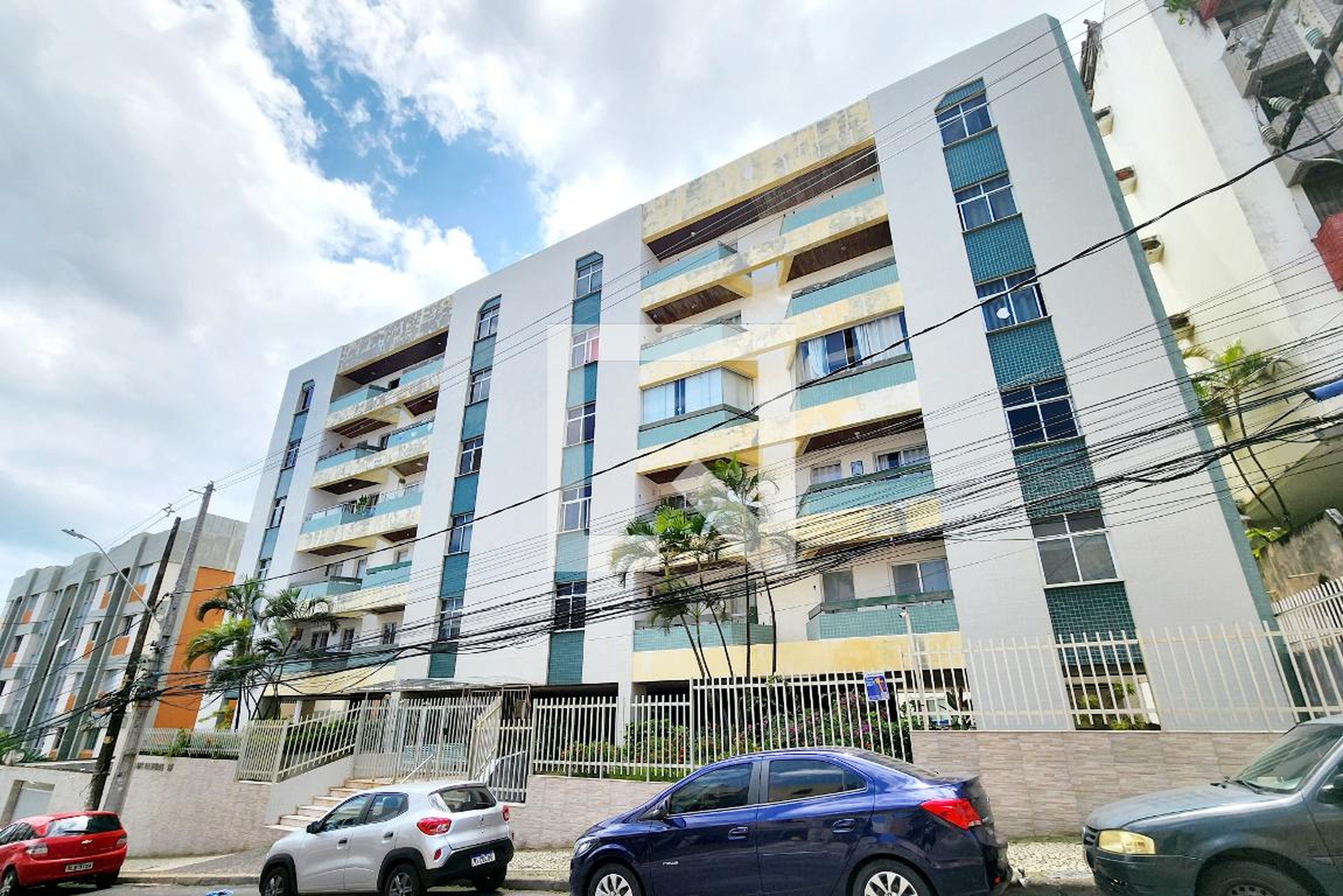 Fachada do Prédio Condomínio em Rua Francisco Rosa, 187