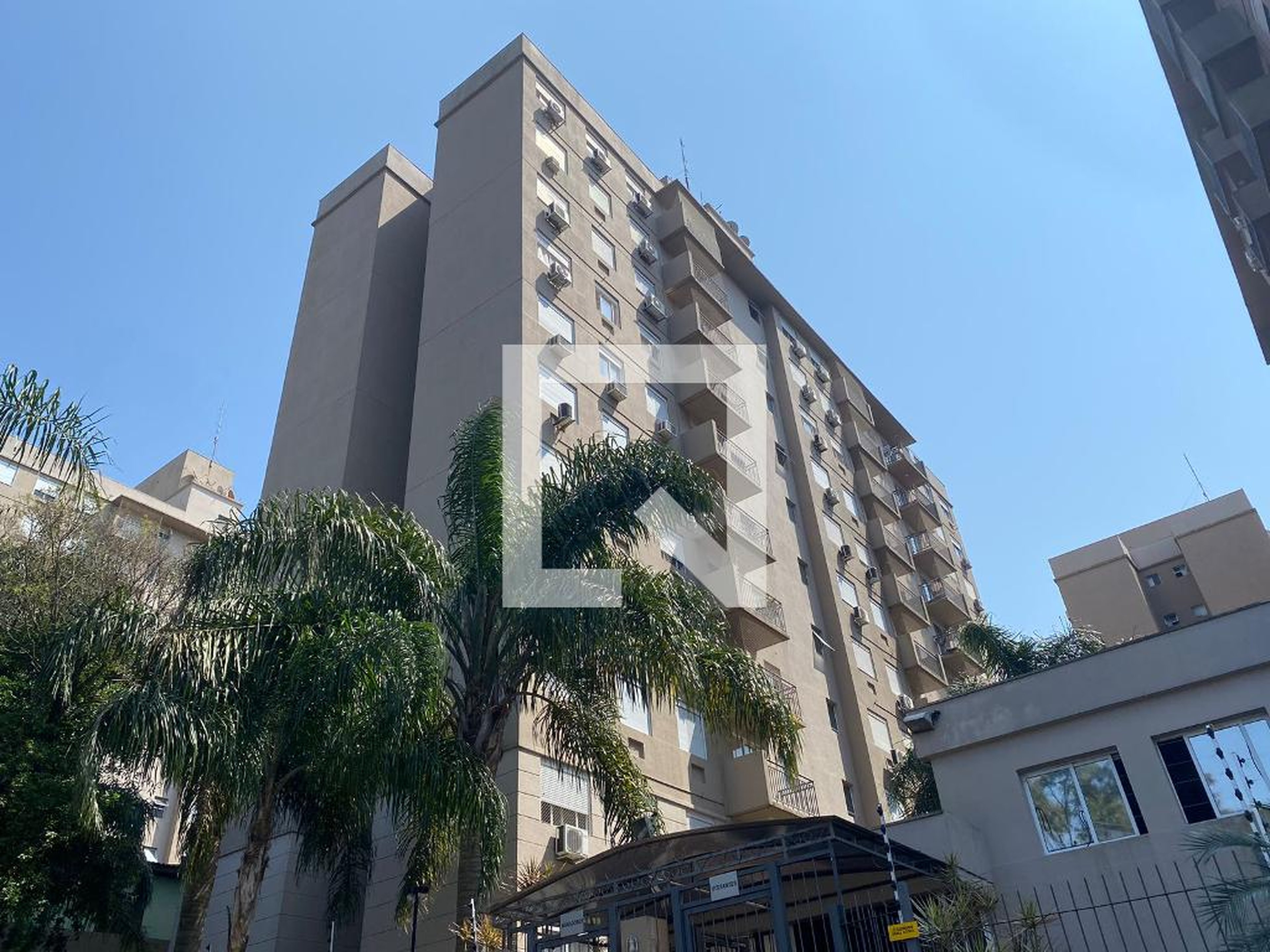 Fachada Condomínio em Avenida Otto Niemeyer, 1703