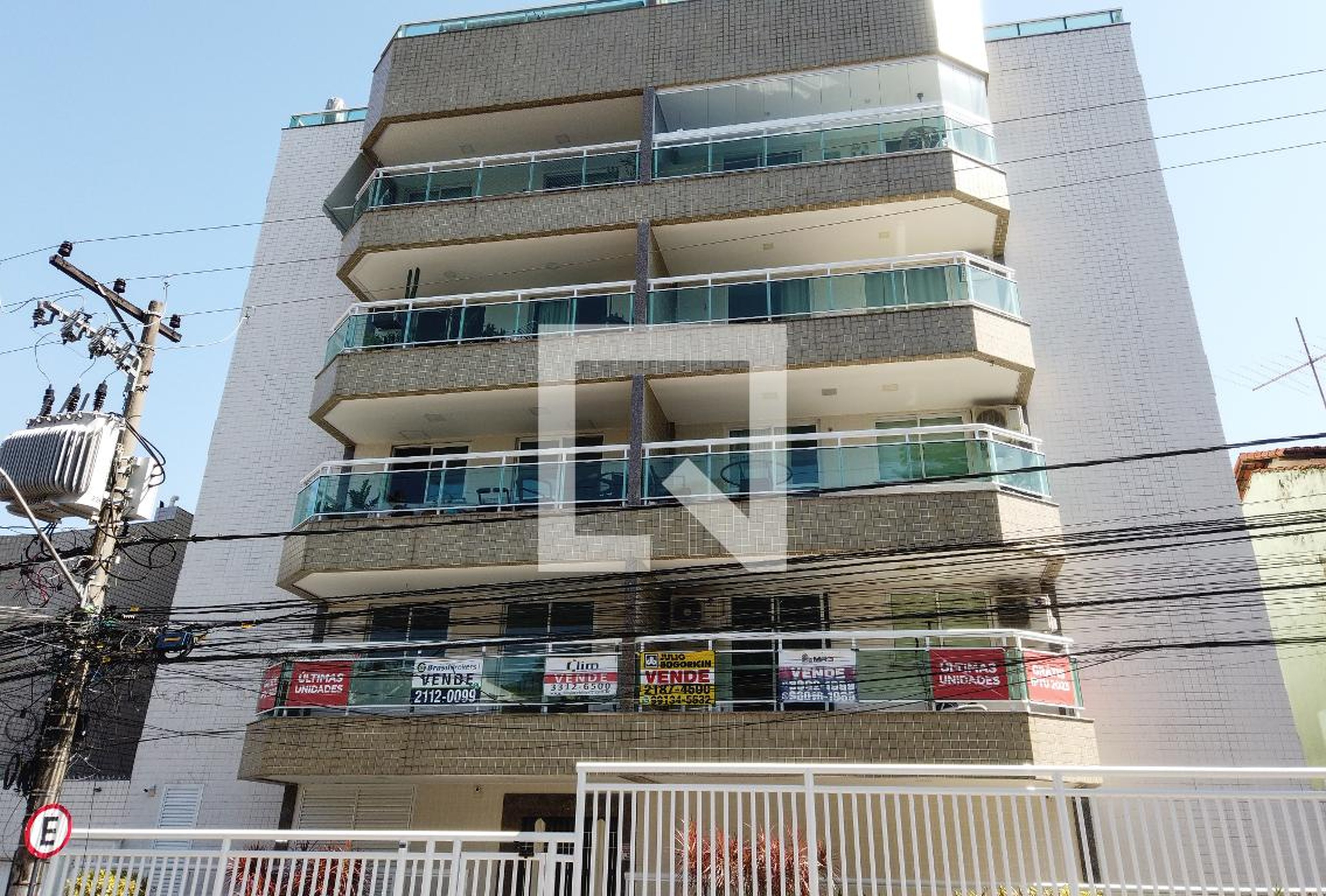 Fachada Condomínio em Rua Monsenhor Marques, 195