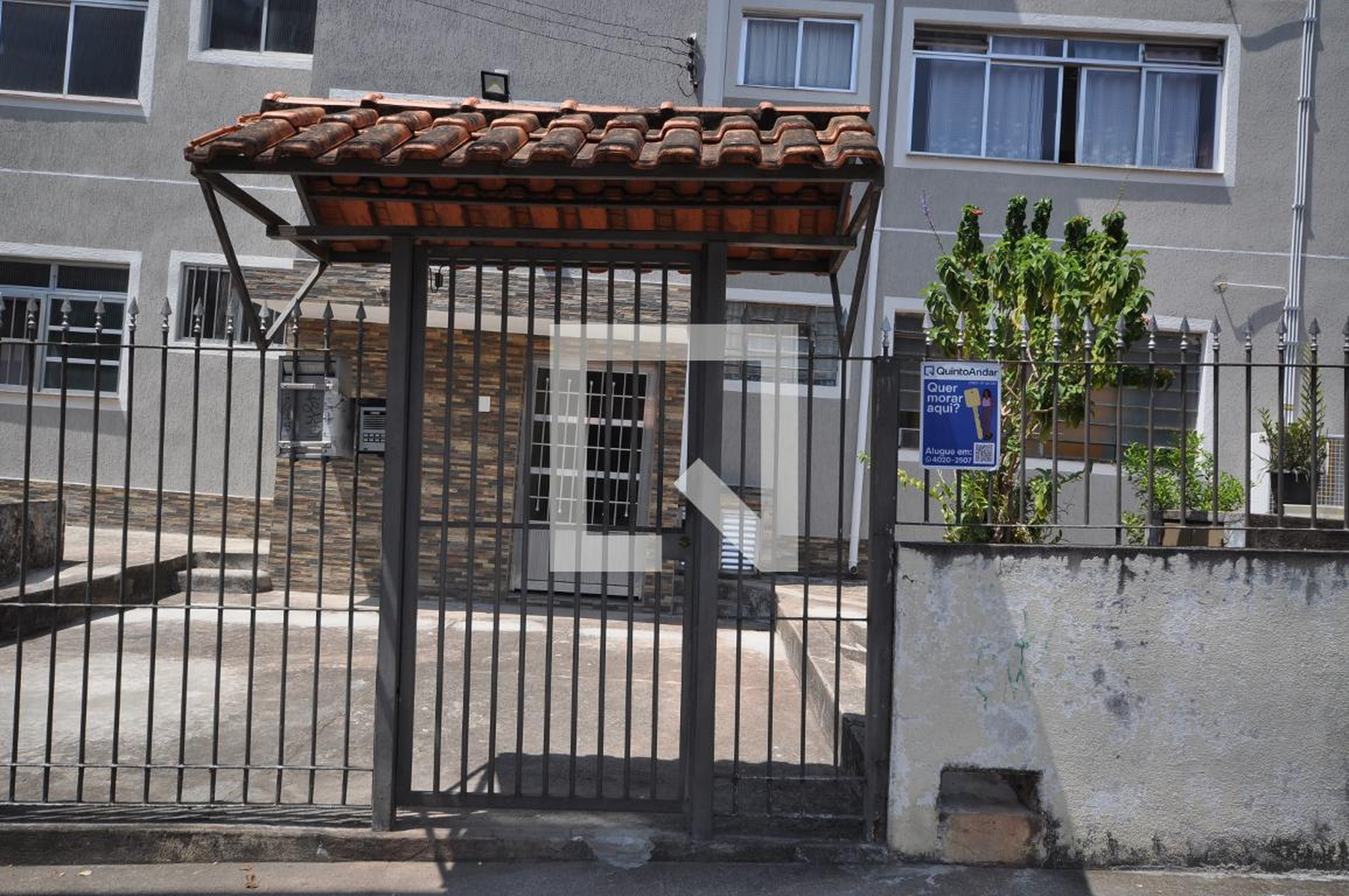 Fachada Condomínio em Rua Doutor Henrique Meyer, 109