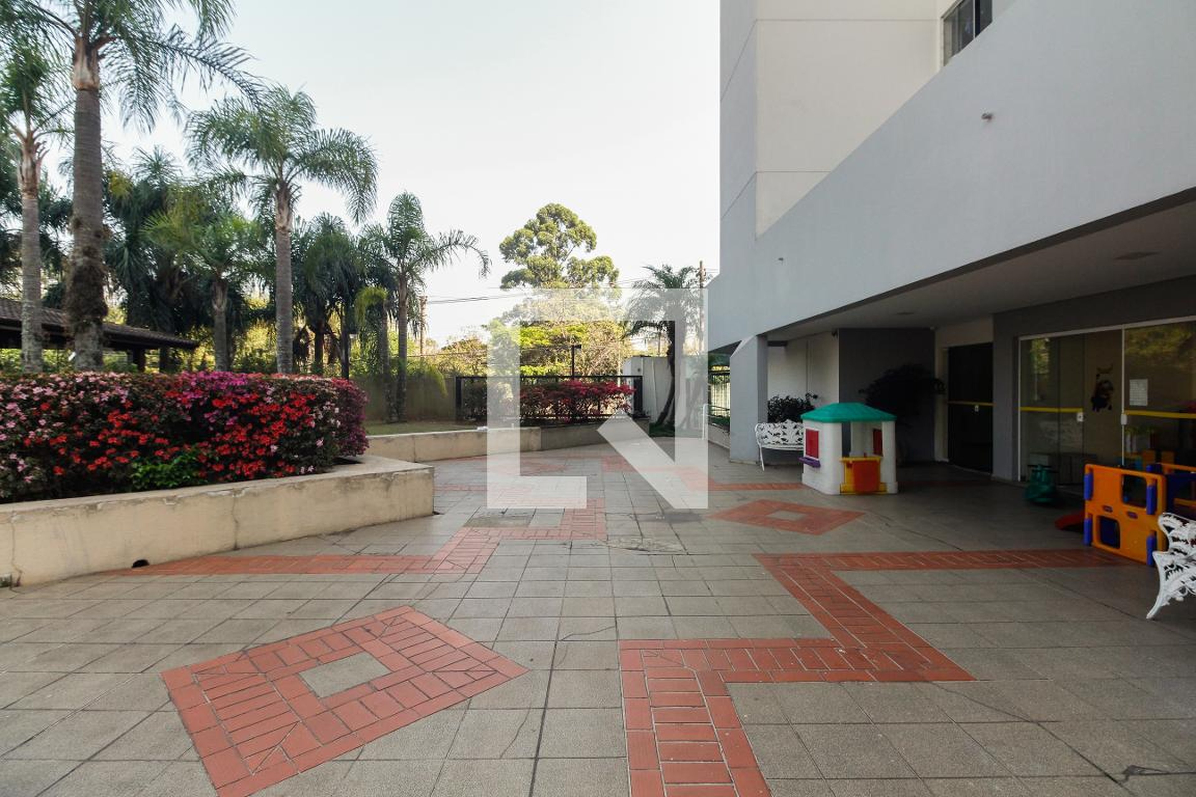 Condomínio - Edifício Colúmbia