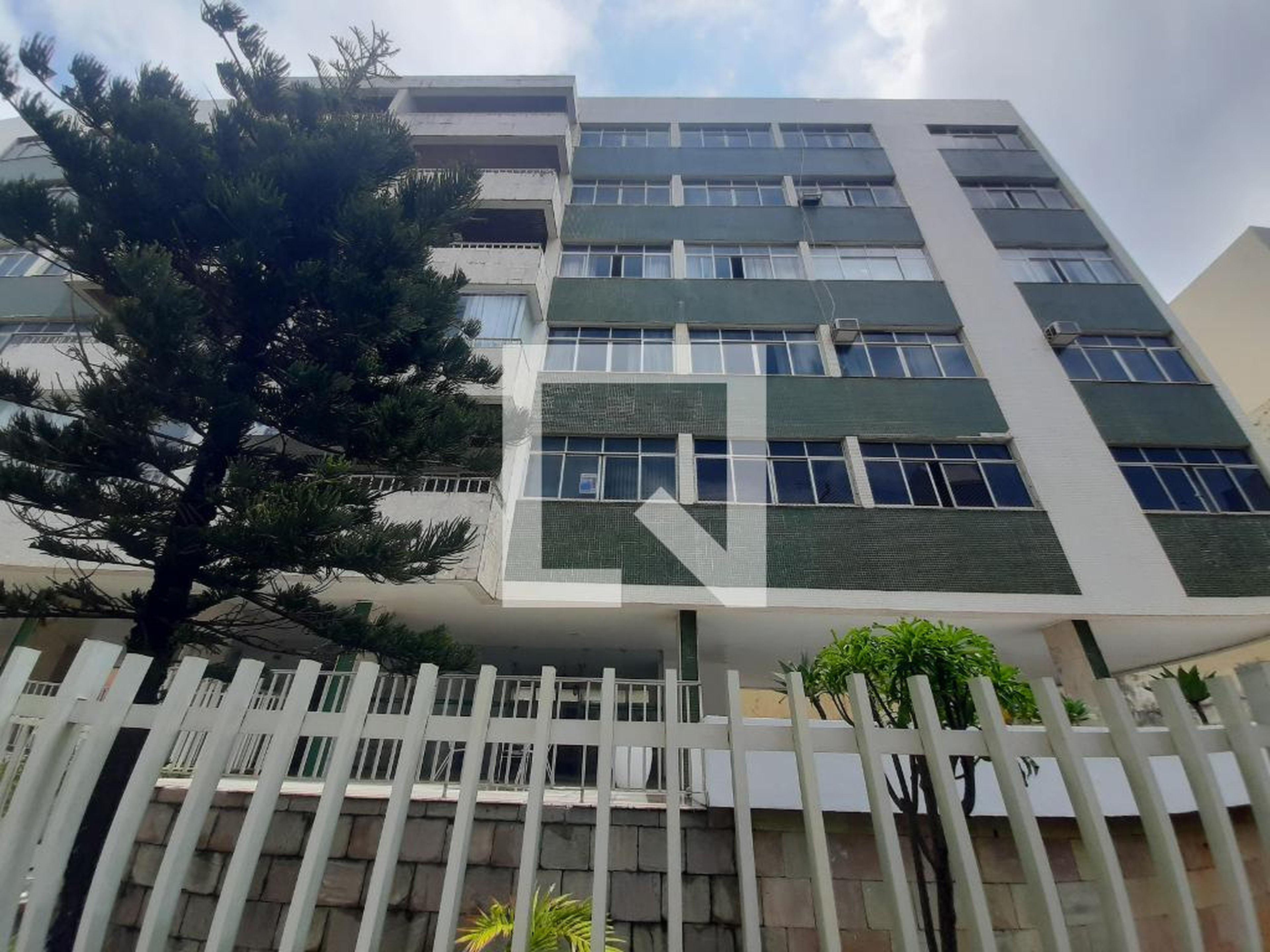 Fachada Condomínio em Avenida Manoel Dias da Silva, 2199