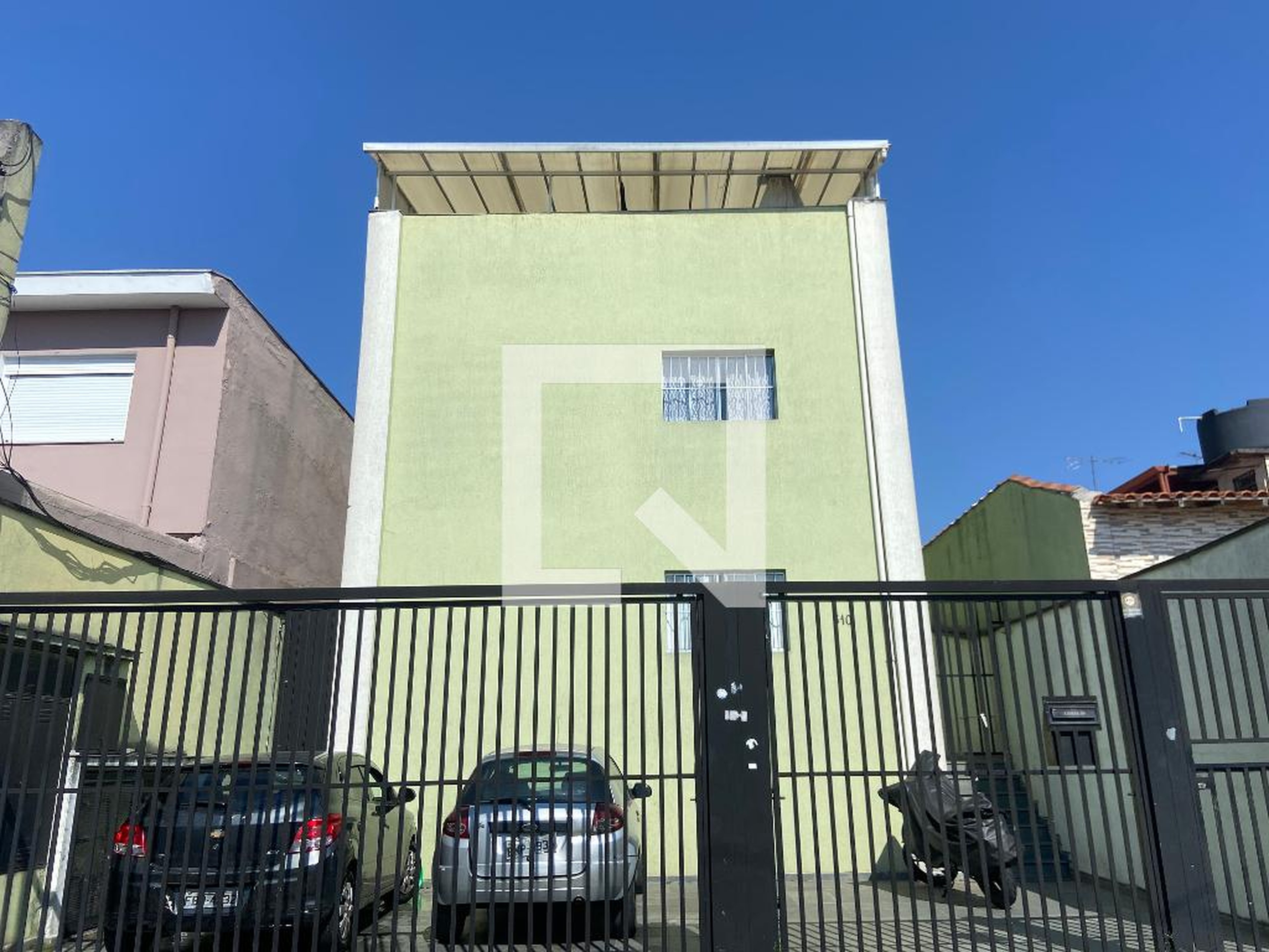 Fachada Condomínio em Rua dos Operários, 610