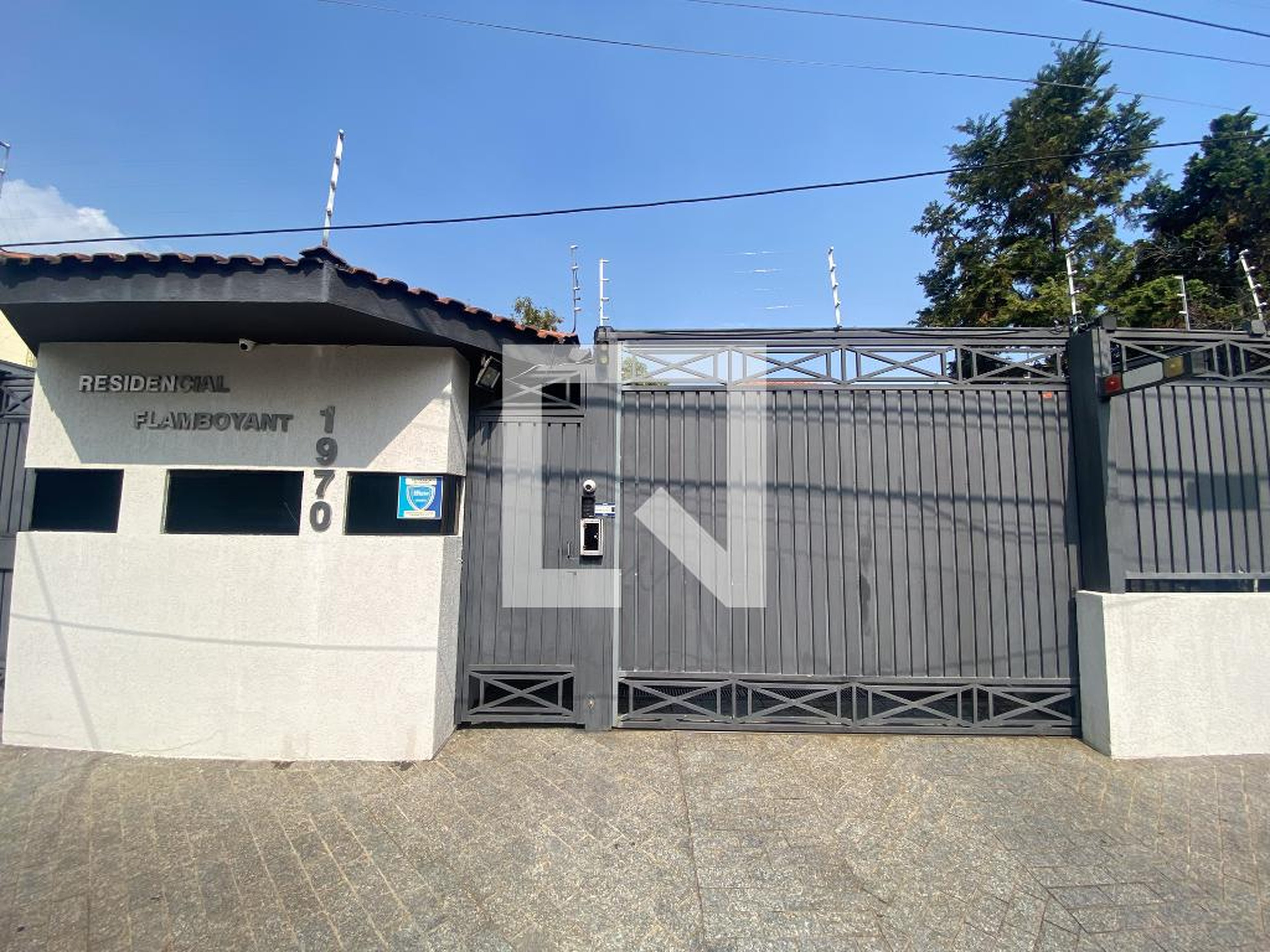 Fachada do condomínio Residencial Flamboyant