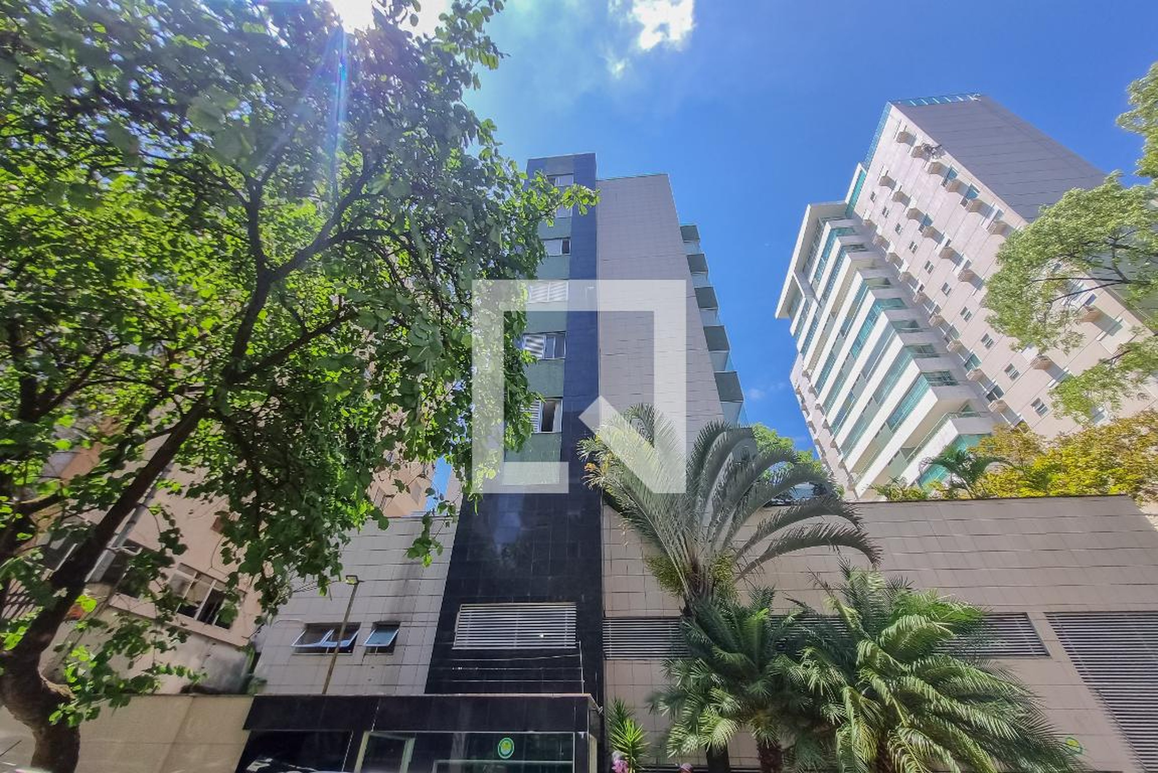 Fachada Edifício Clarice Alvarenga