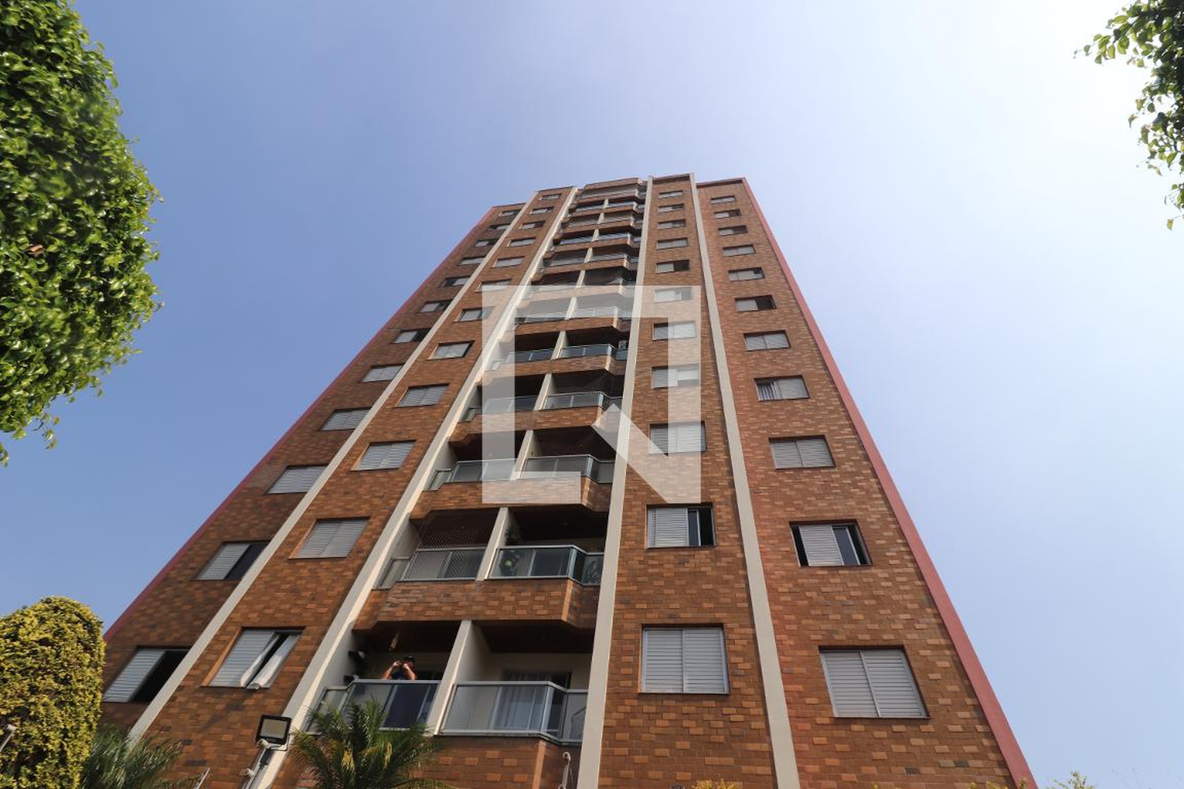 Fachada Condomínio em Rua Lucinda Gomes Barreto, 345