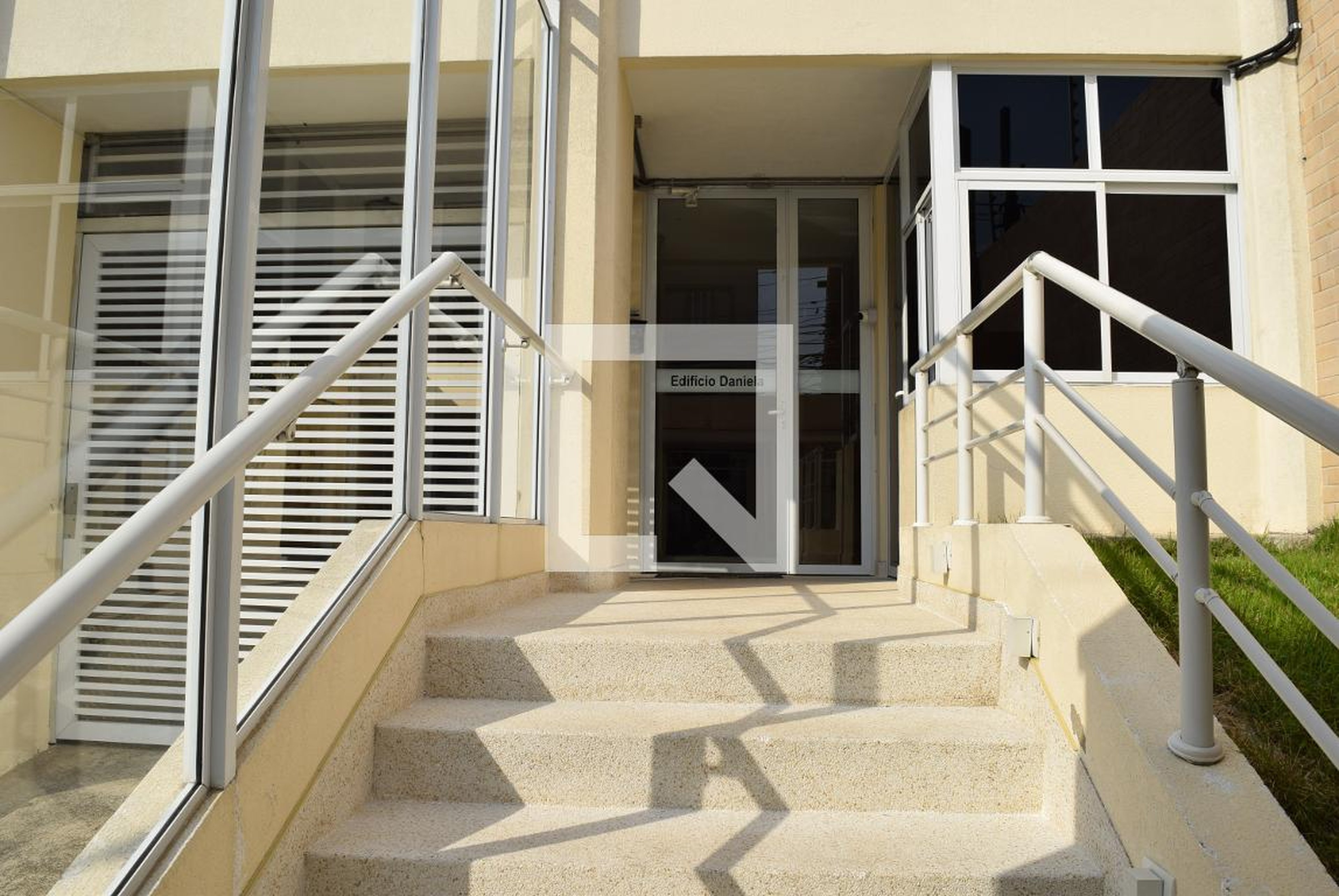 Entrada - Edifício Daniela