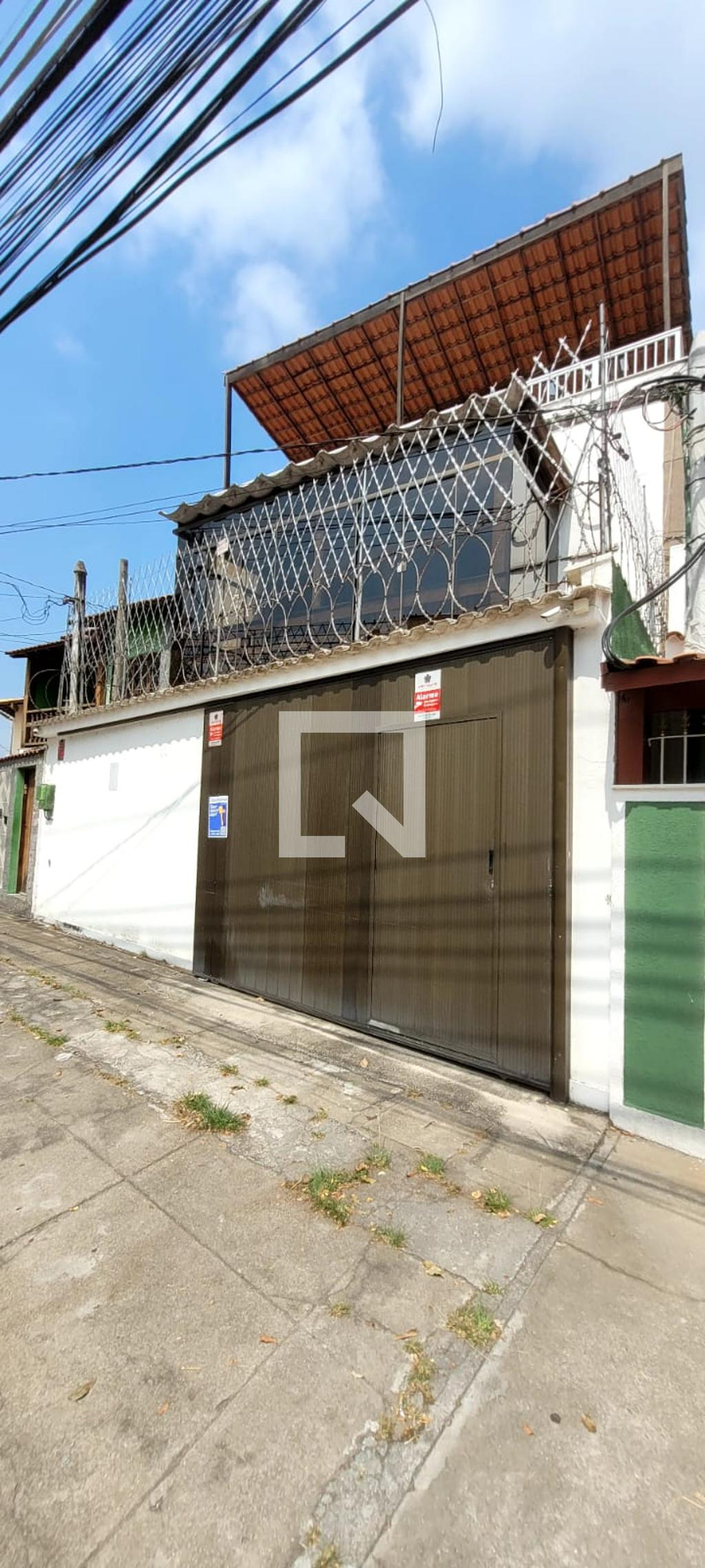 Fachada Condomínio em Rua Angai, 191