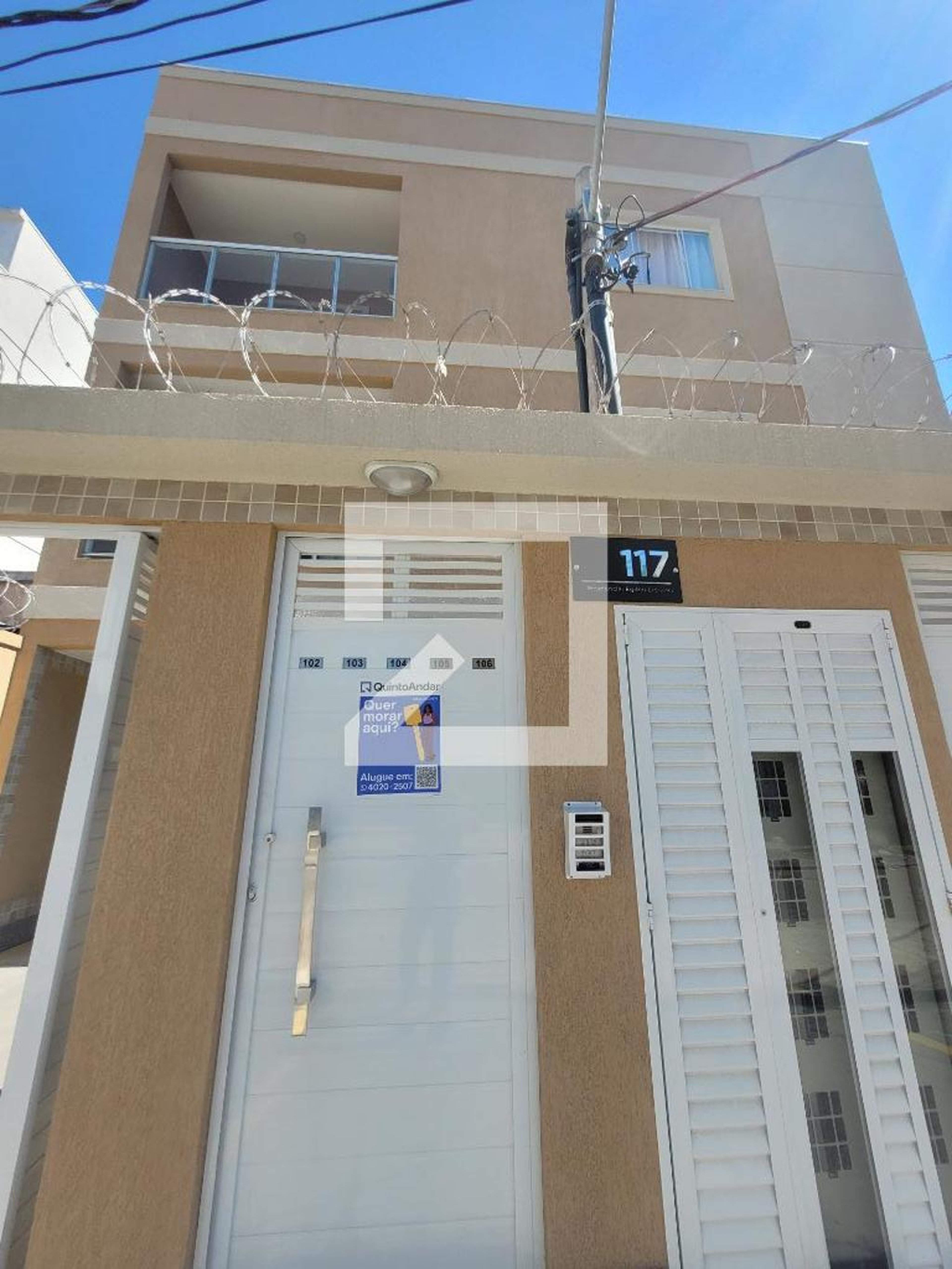 Fachada Condomínio em Rua Padre Manuel Viégas, 117