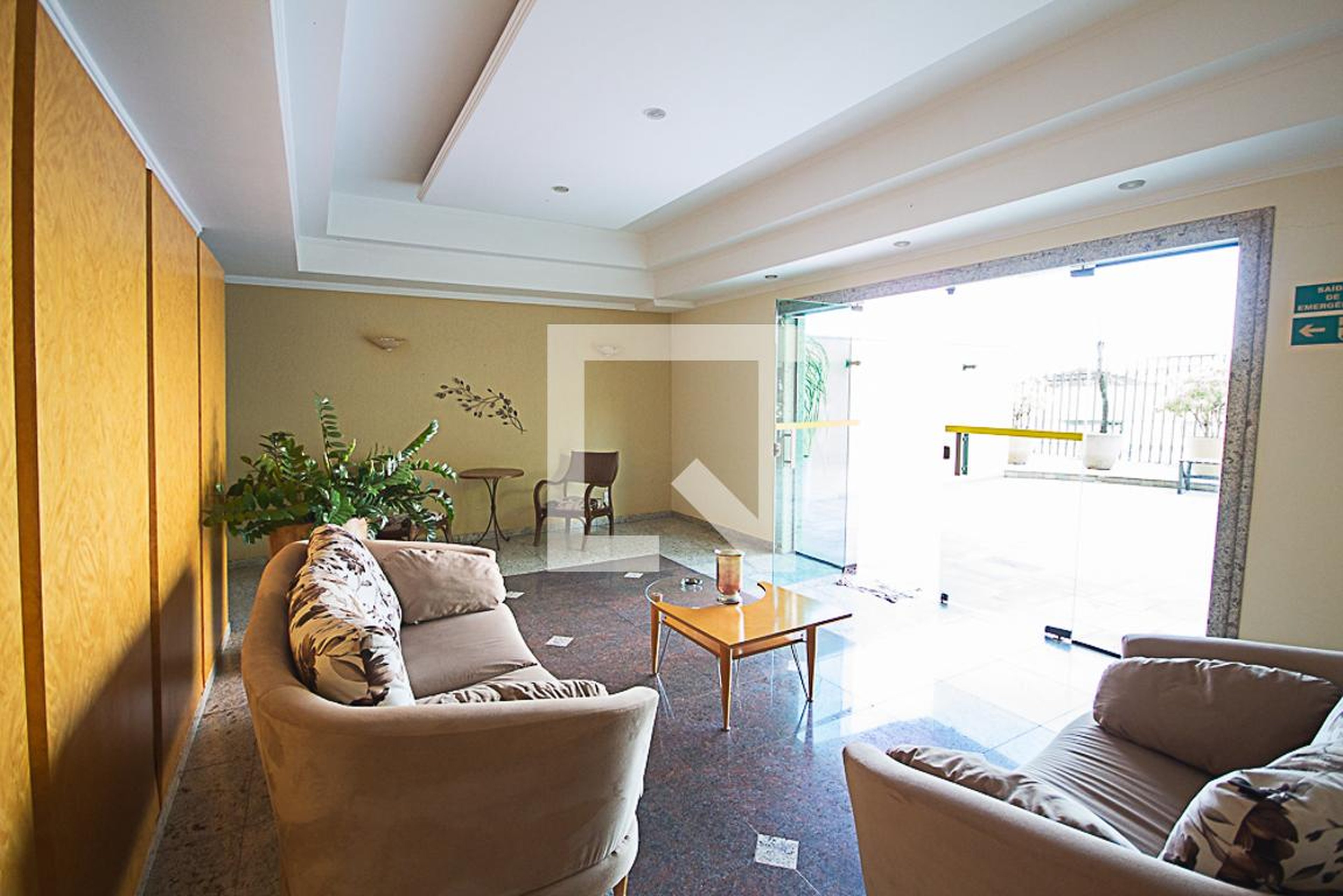 Hall de entrada - Caviuna Residence