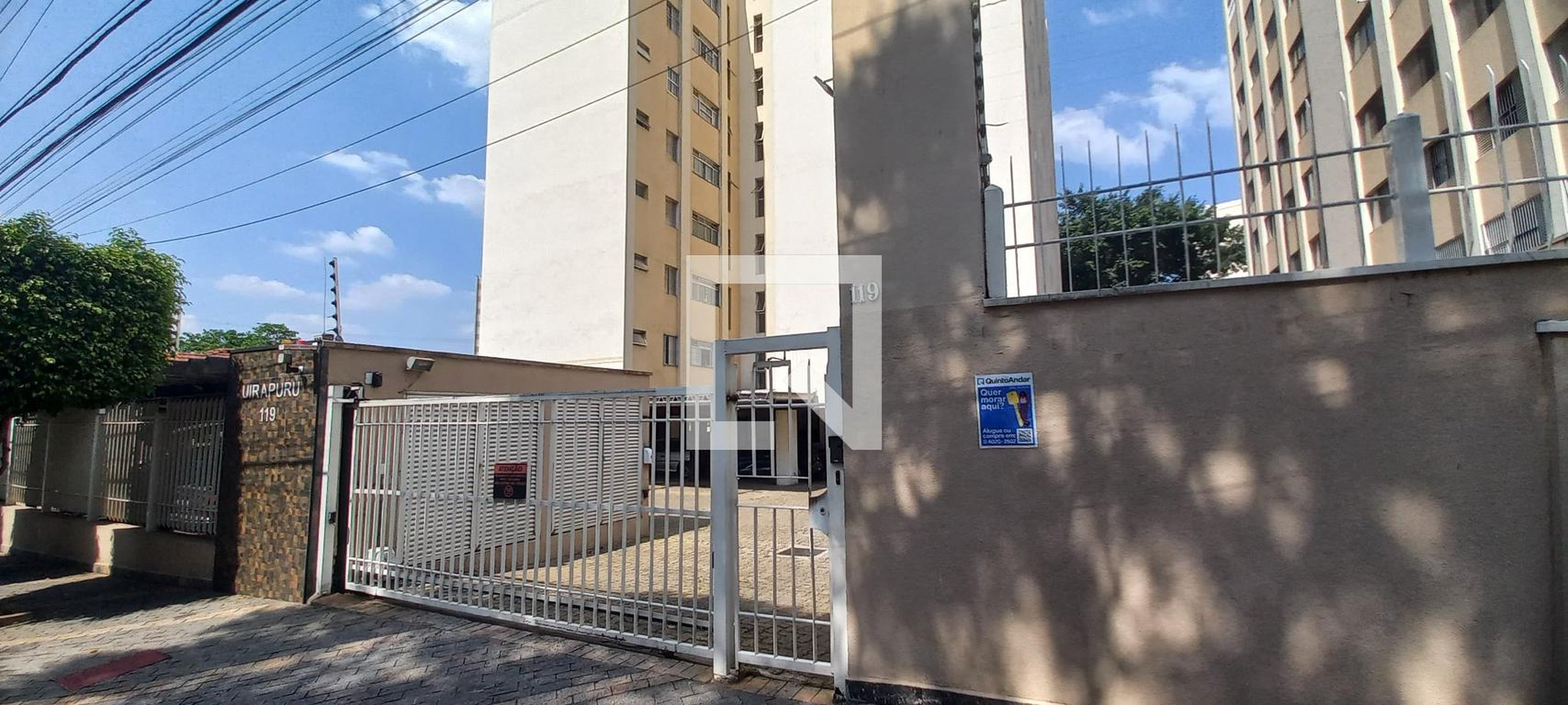 Fachada Condomínio Uirapuru