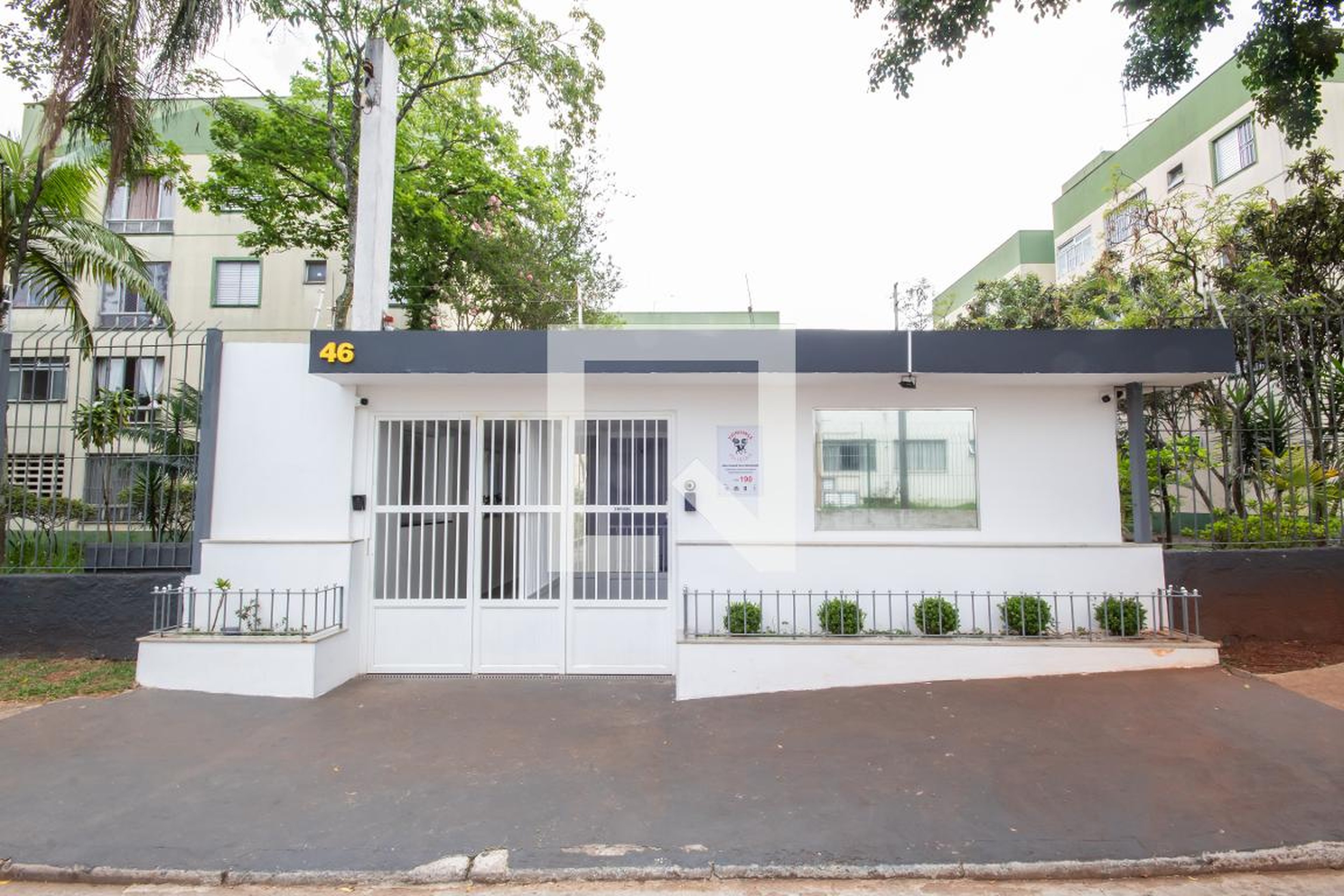 Fachada Condomínio em Avenida Pau Brasil, 397