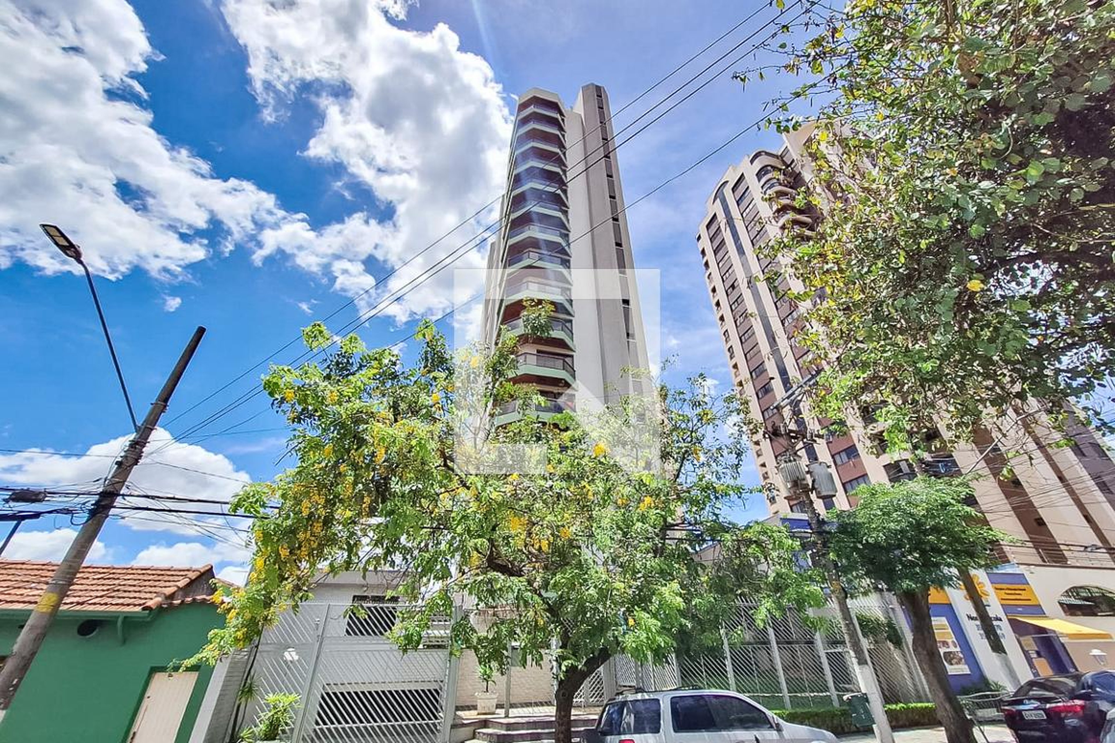 Fachada Condomínio El Escorial