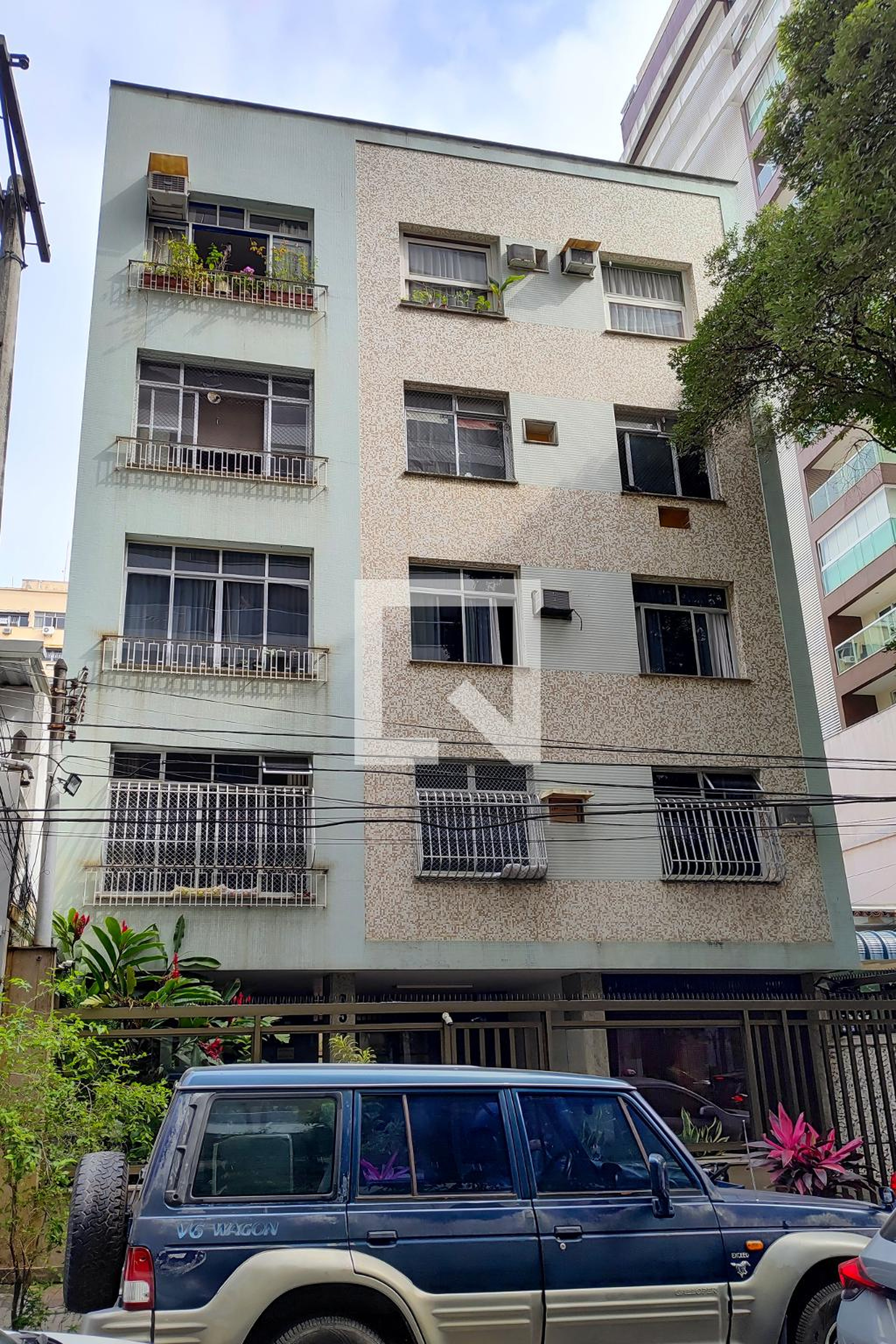 Fachada do condomínio Edifício Ouro Verde