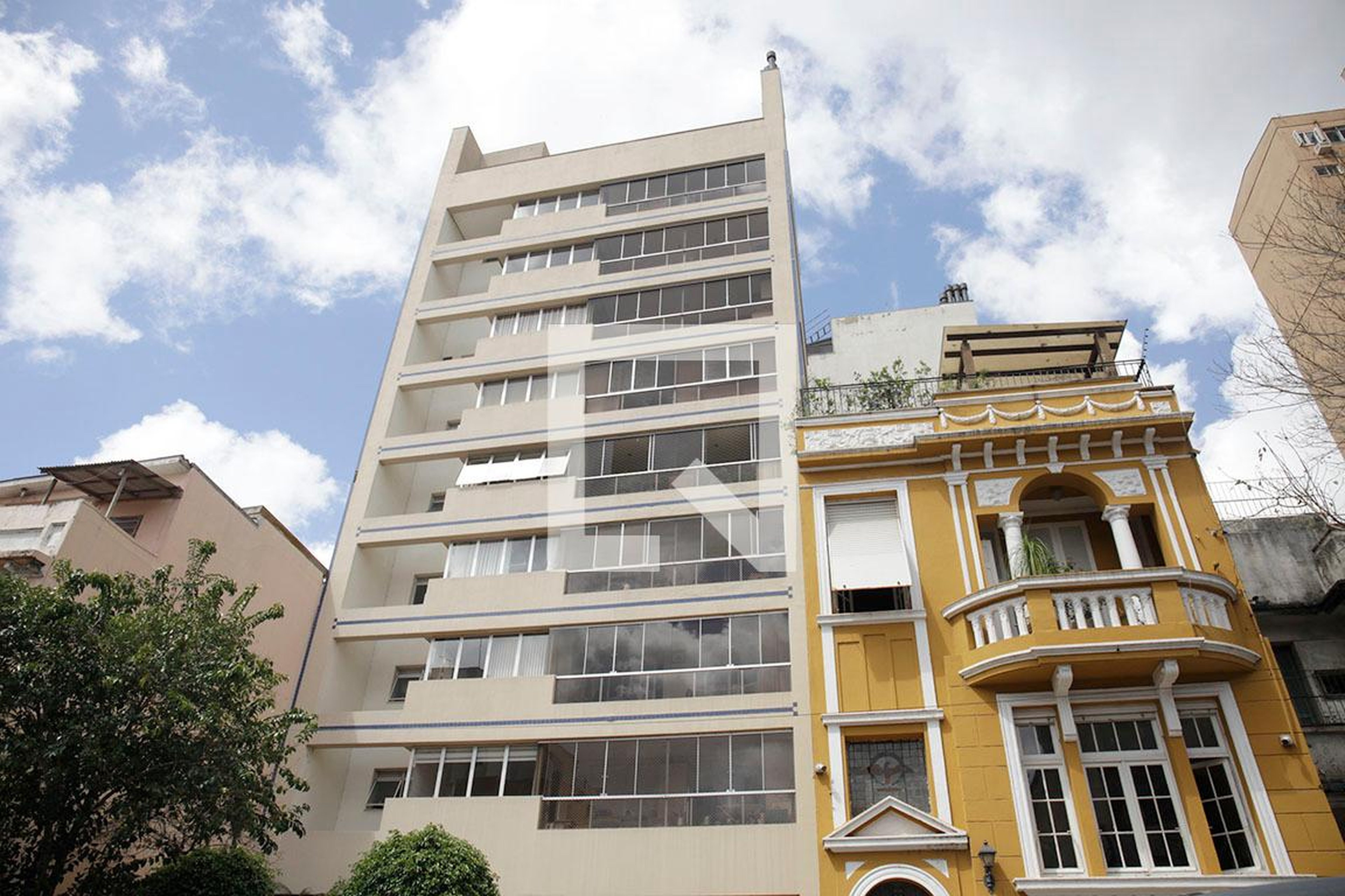 Fachada Condomínio em Rua Duque de Caxias, 581