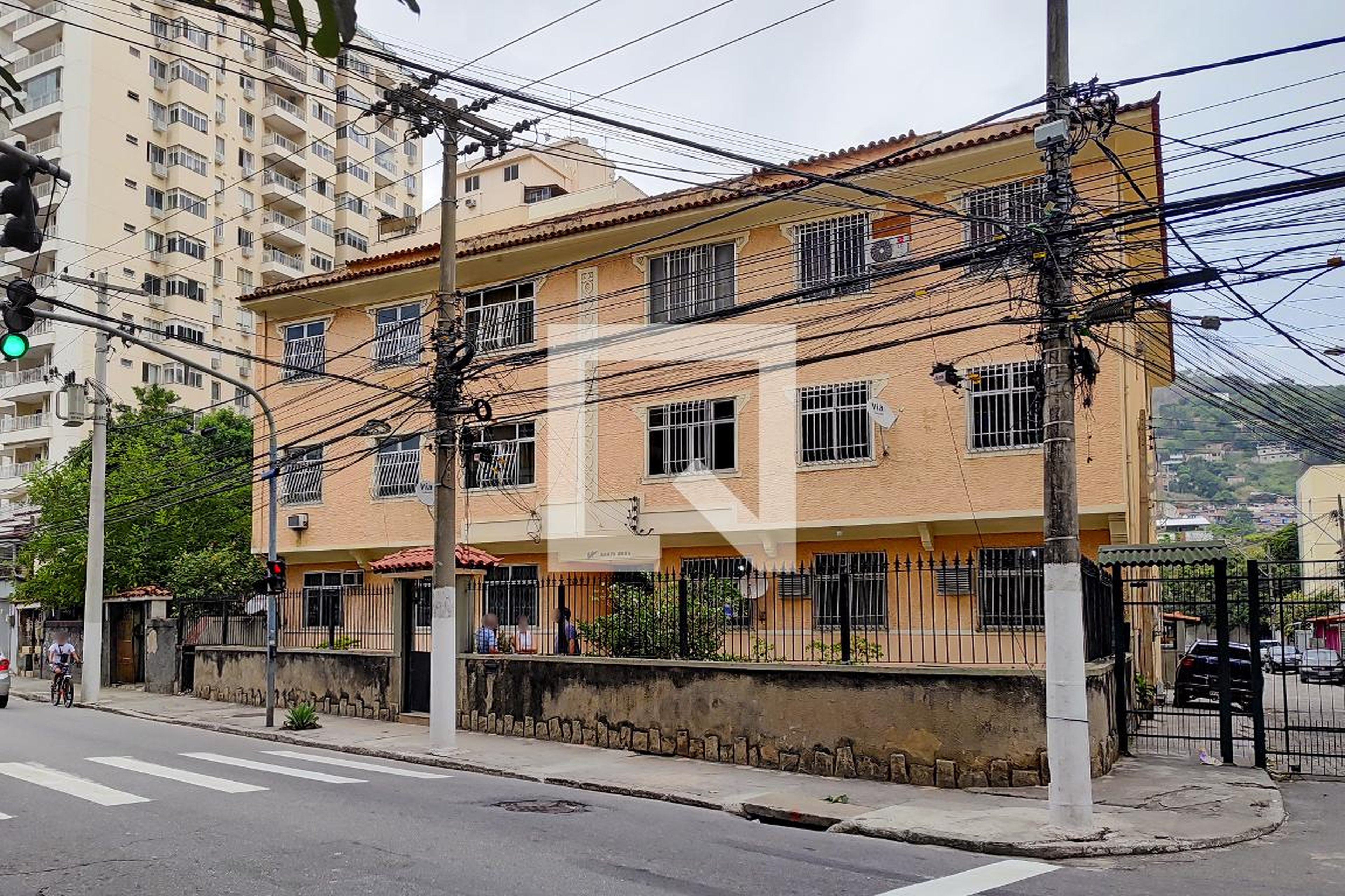 Fachada do Prédio Condomínio em Rua Doutor Mario Vianna, 460