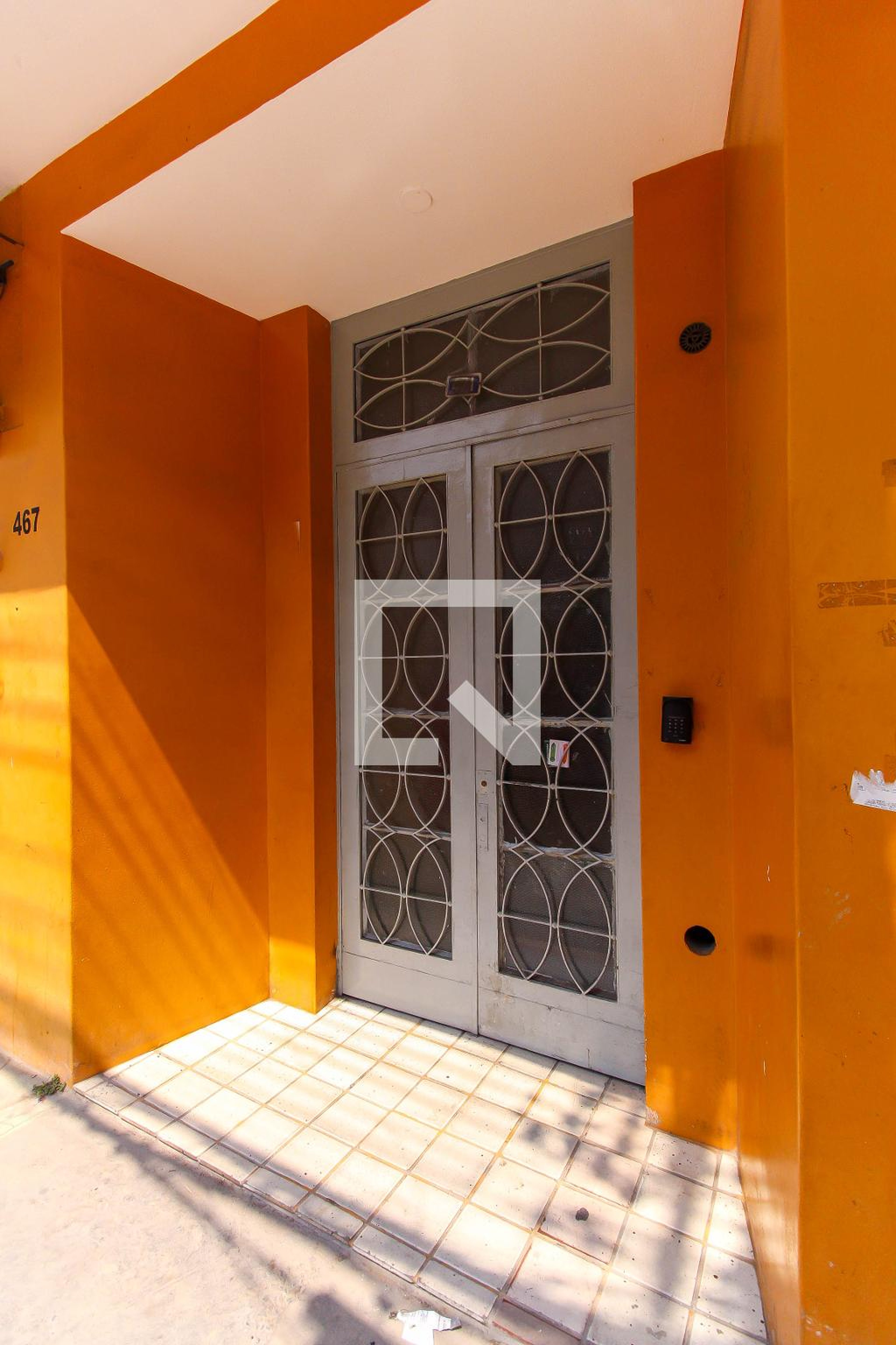 Fachada Condomínio em Rua Rio Bonito, 471