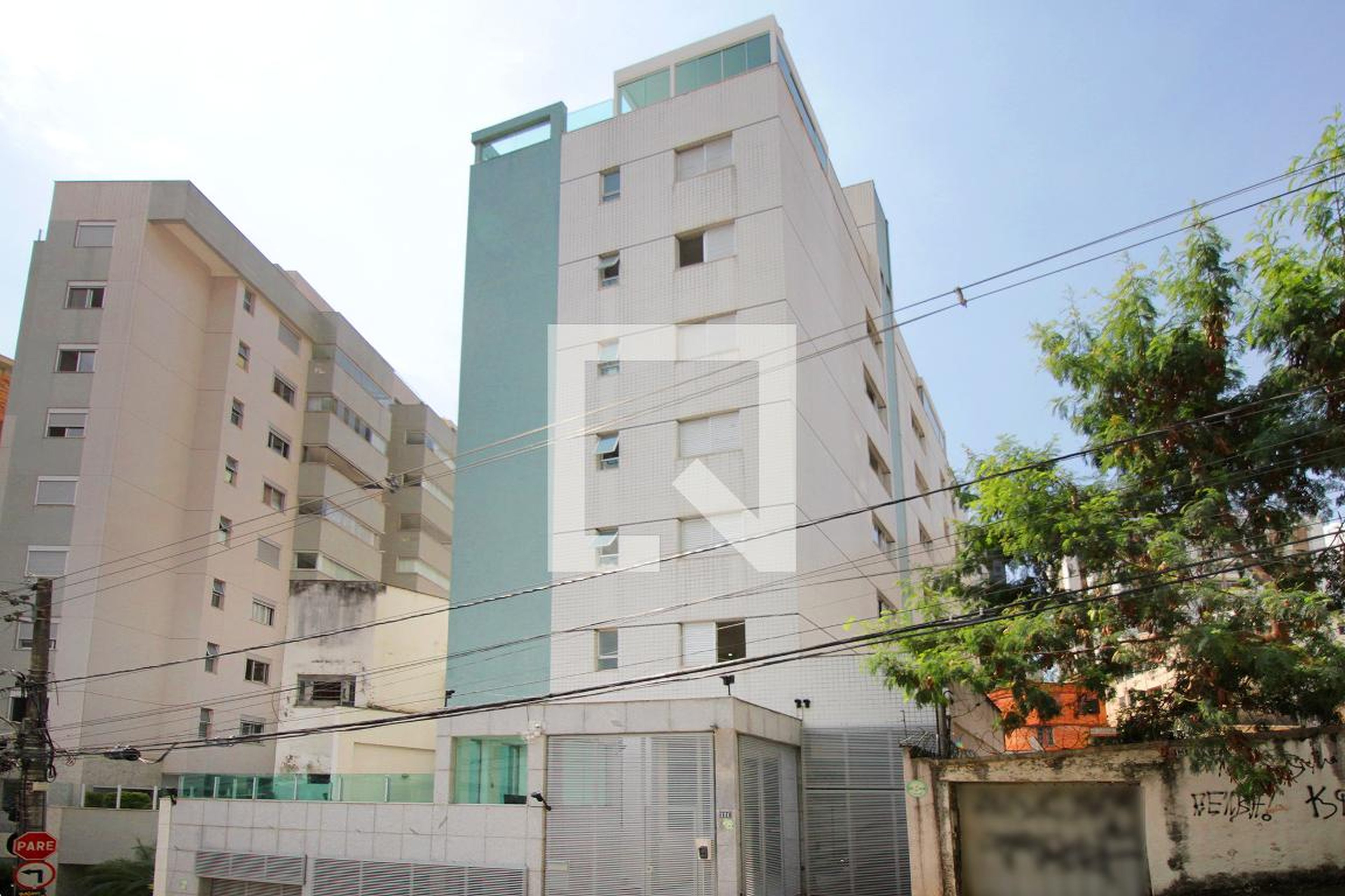 Fachada Condomínio em Rua Senhora das Graças, 121