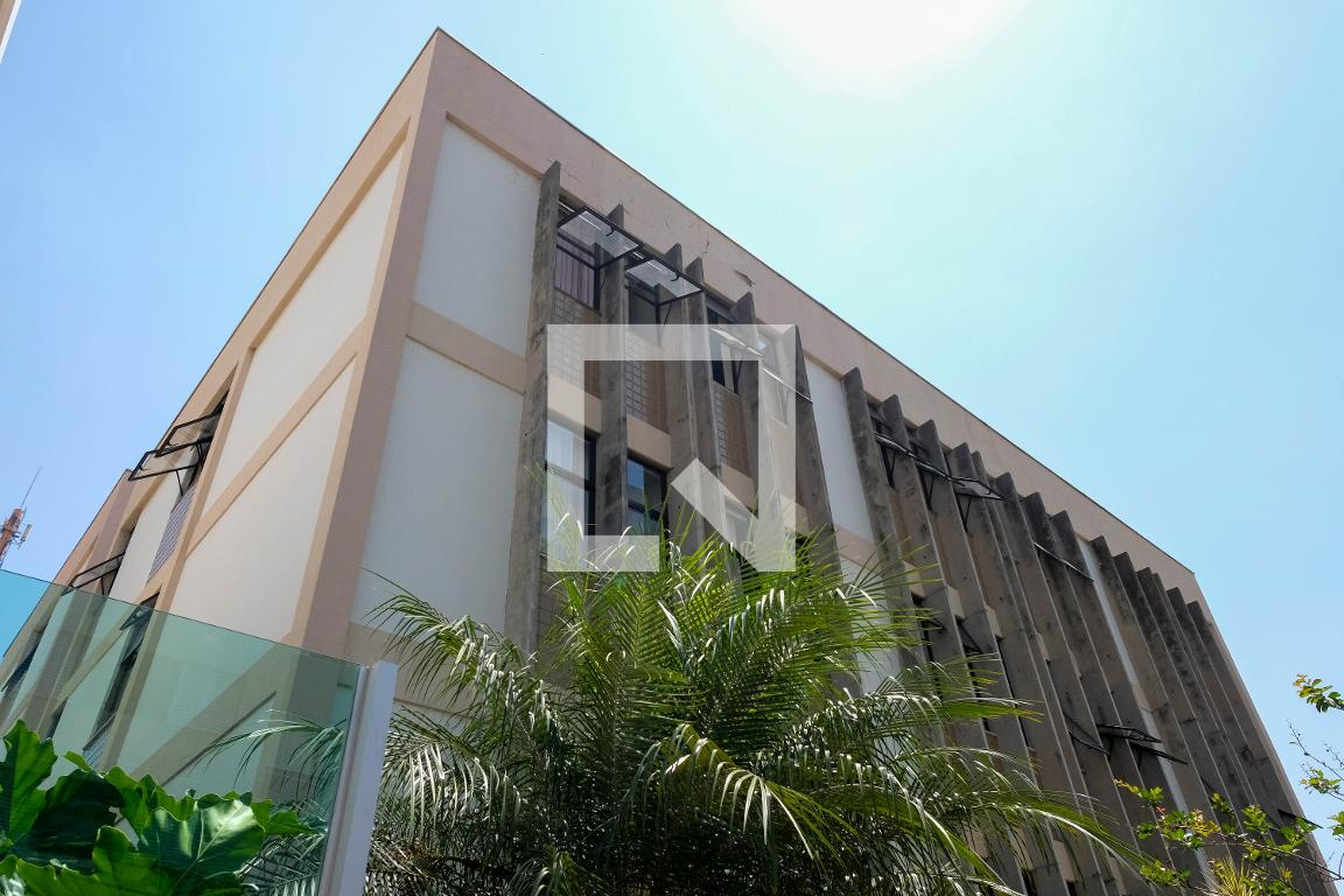 Fachada Condomínio em Rua Horta Barbosa, 321