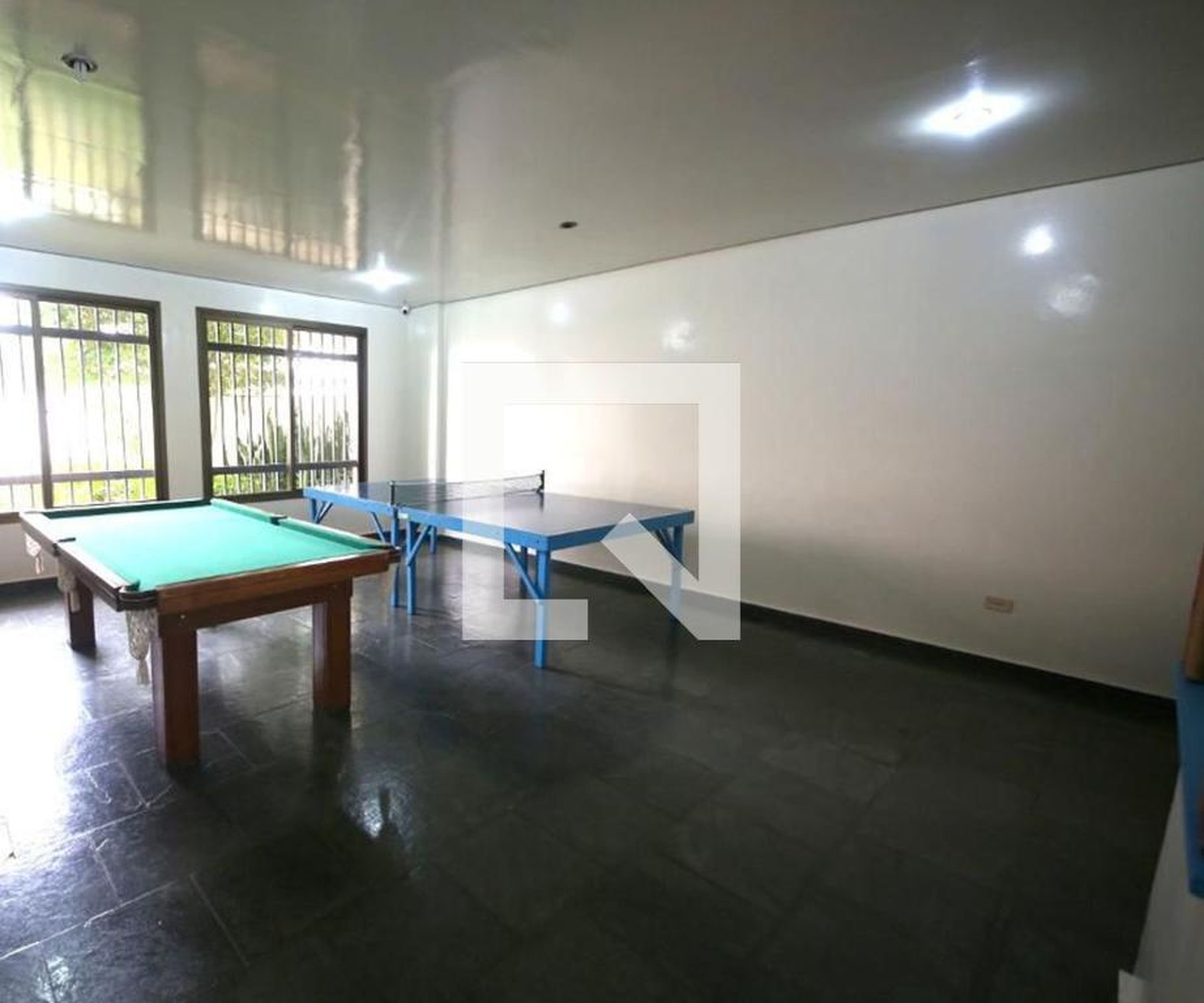 Salão de Jogos - Golden Star