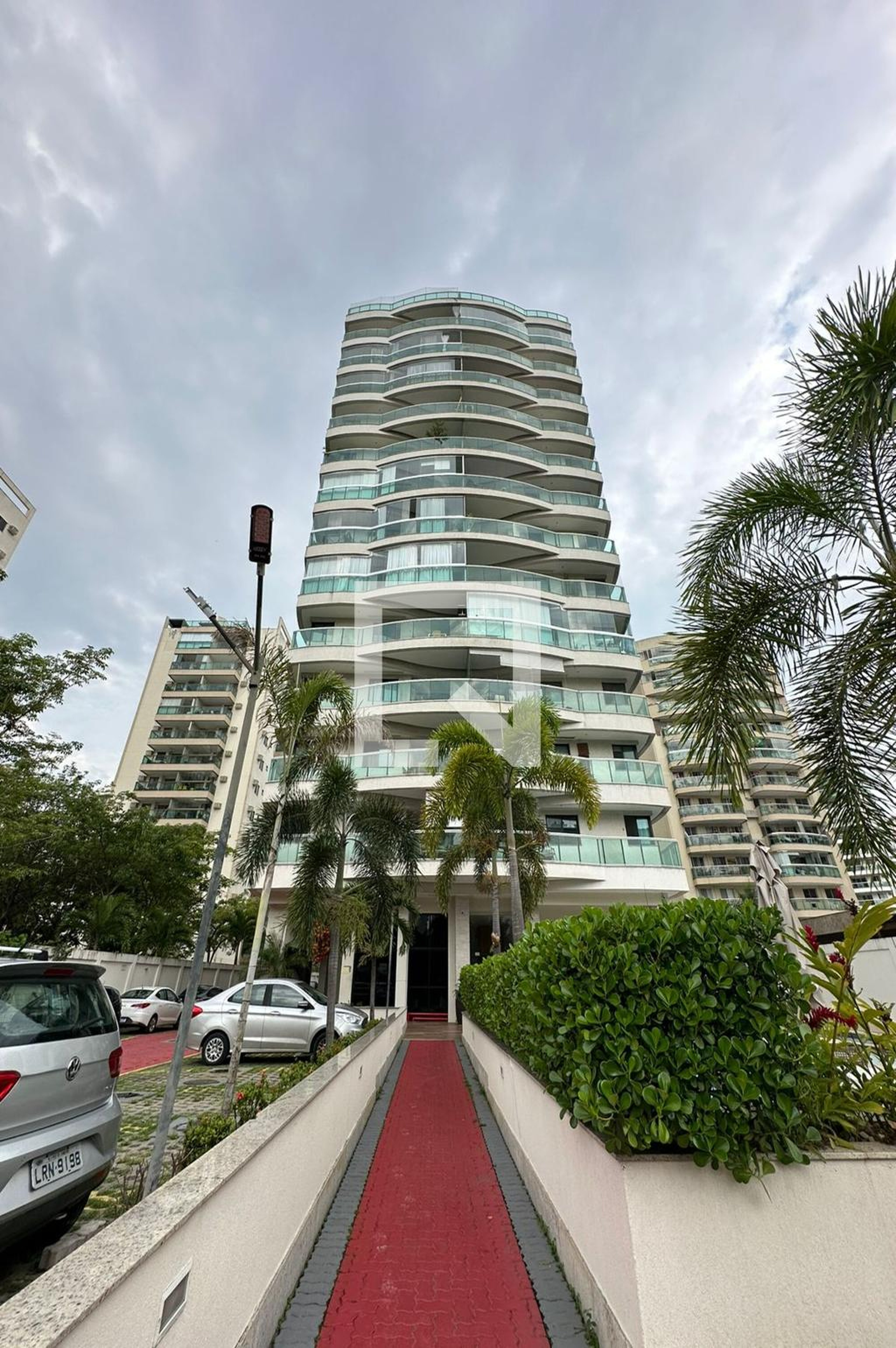 Prédio Condomínio Village Garden