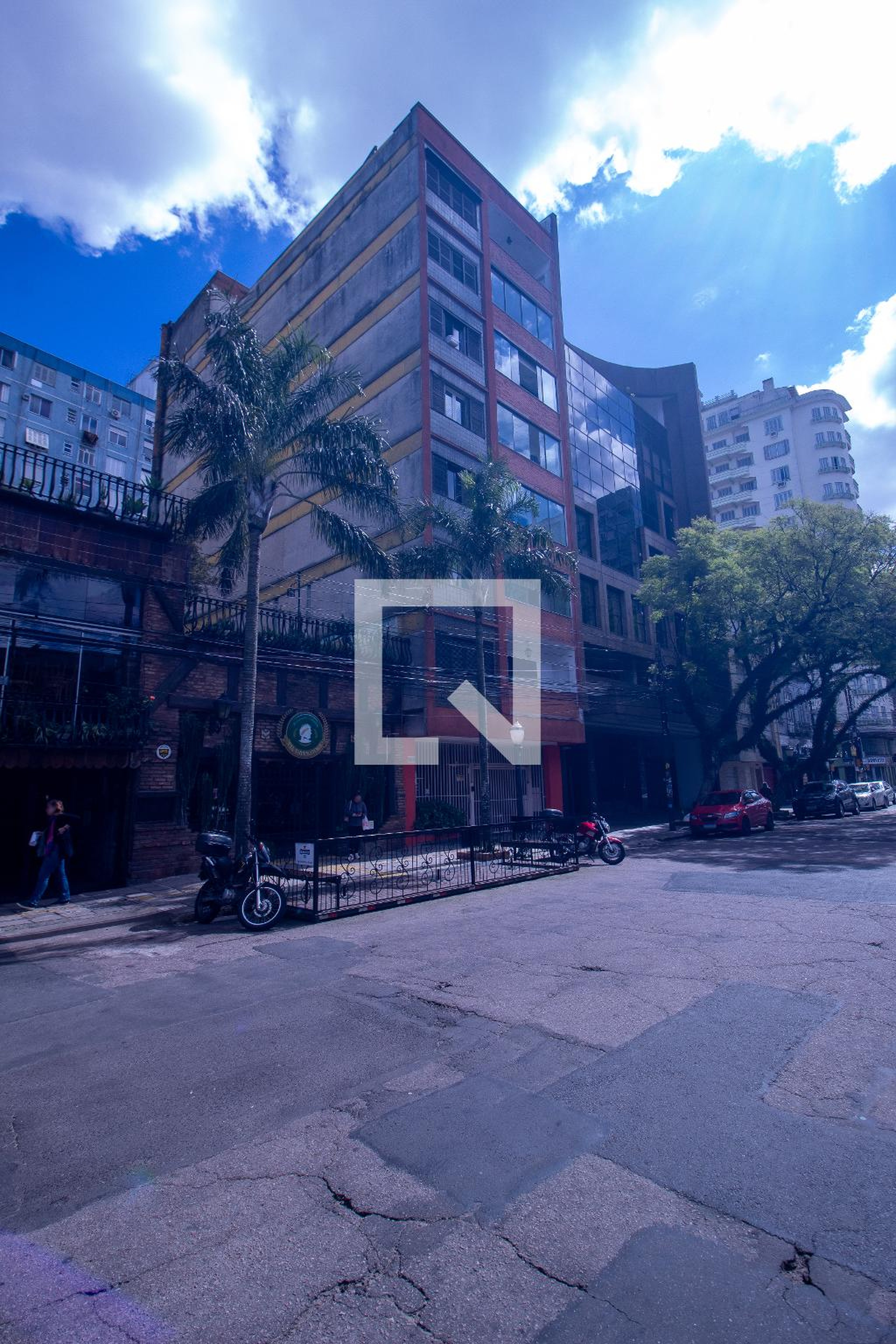 Fachada do Prédio Condomínio Torre Del Lago